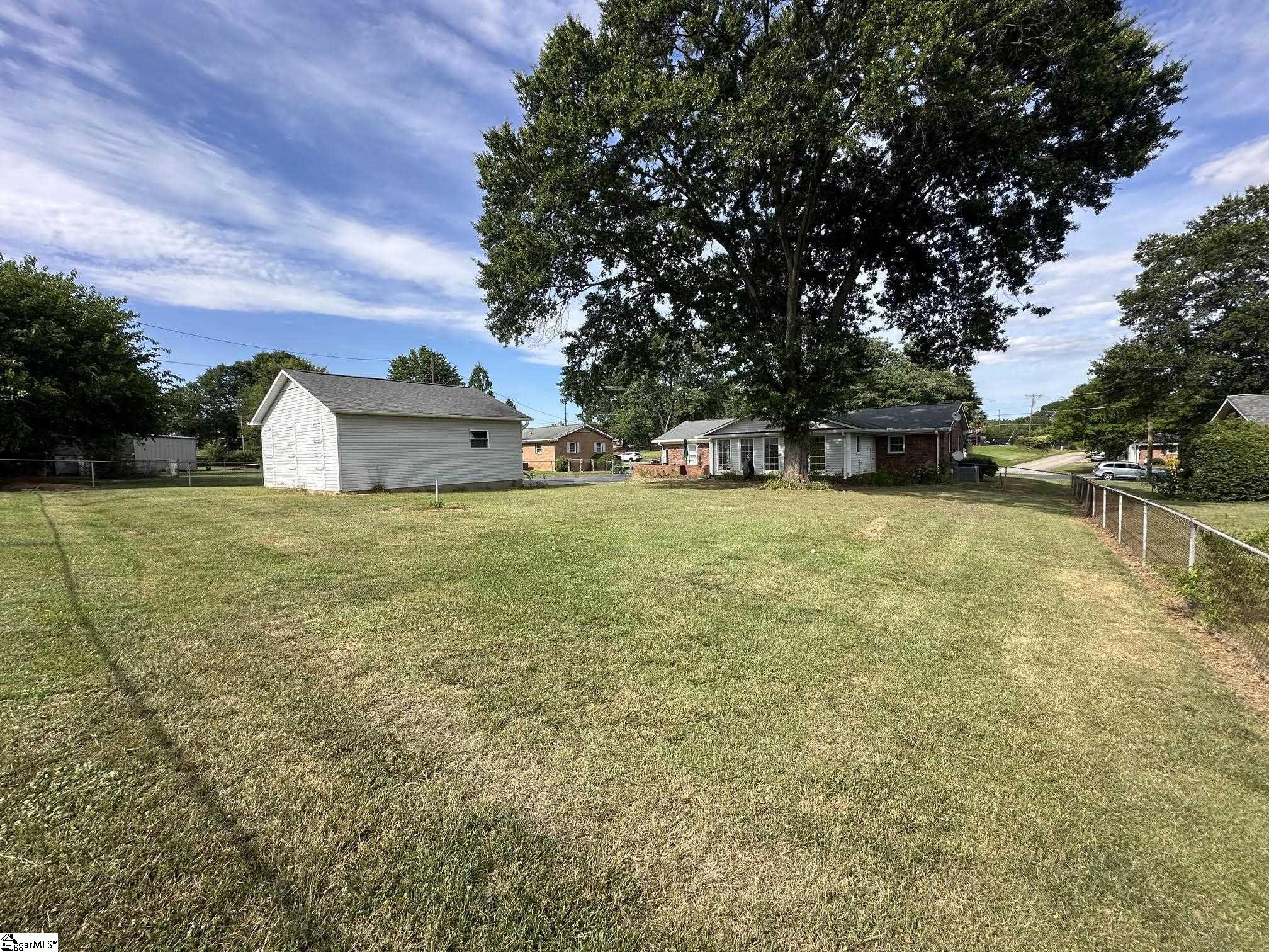 223 Blalock Road Boiling Springs, SC 29316