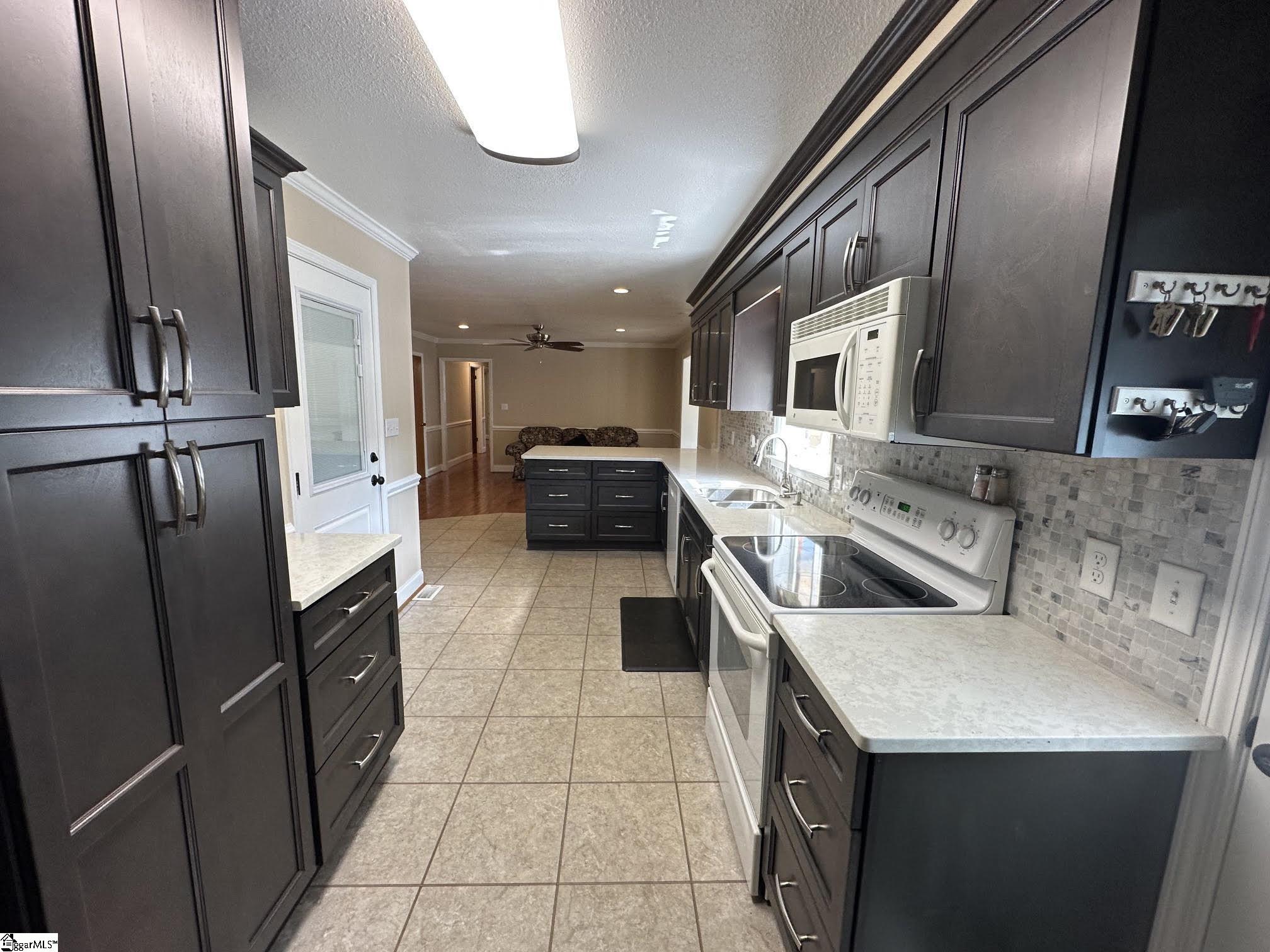 223 Blalock Road Boiling Springs, SC 29316