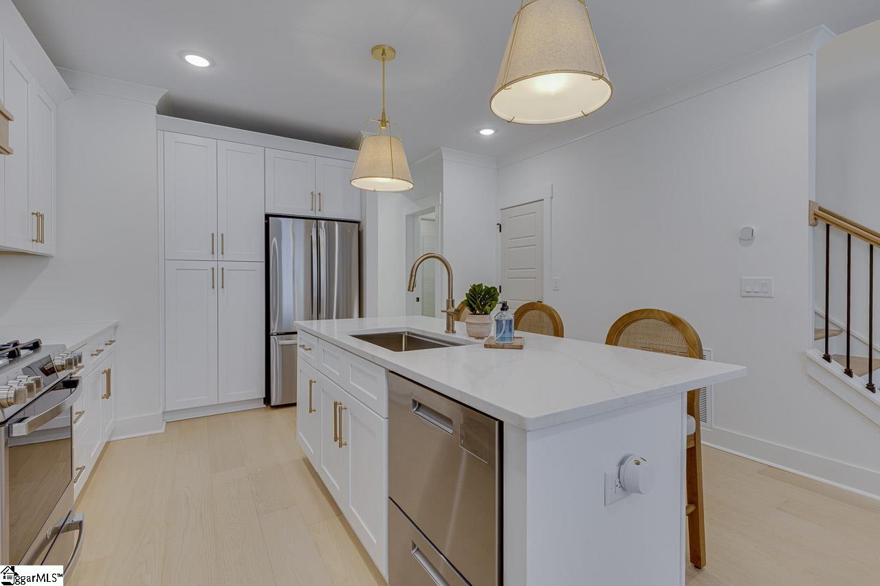112 Randall Street Greenville, SC 29609