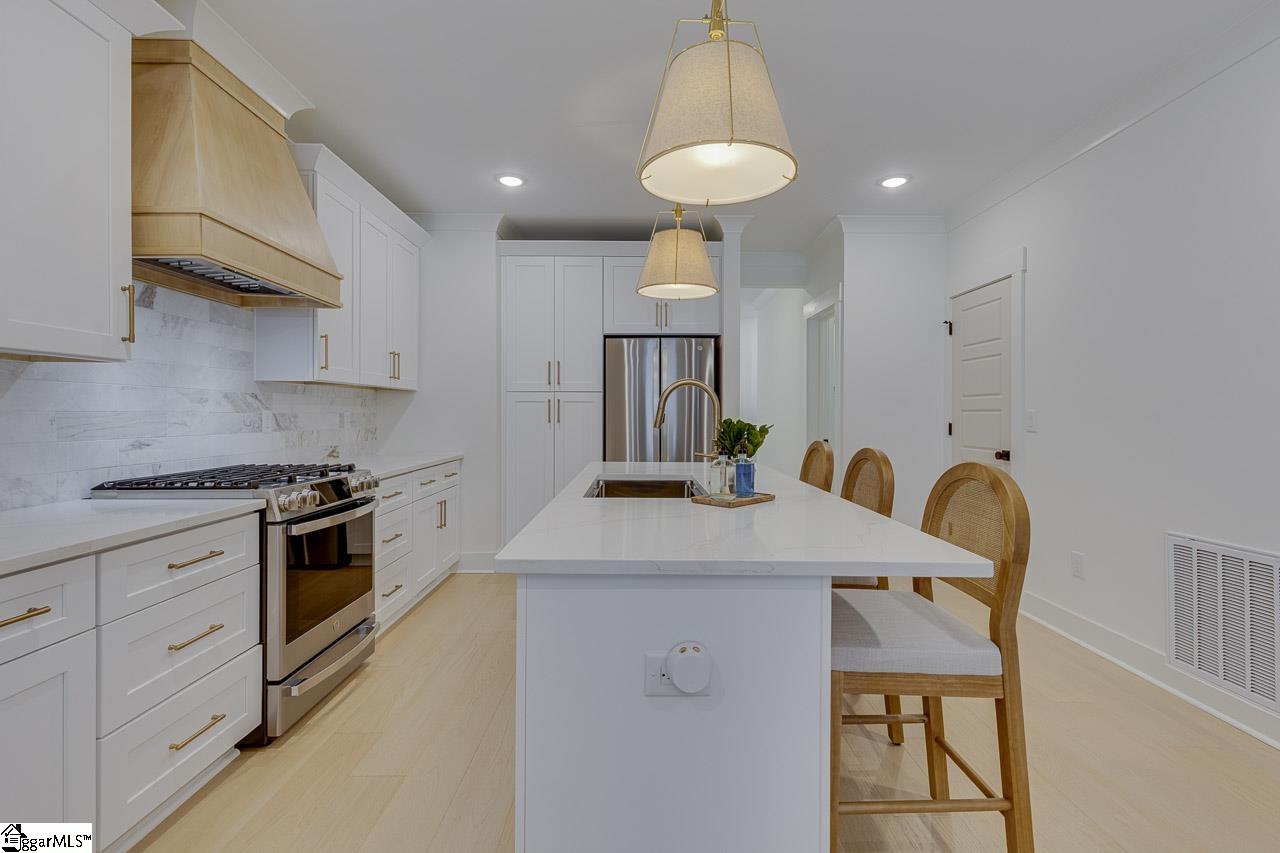 112 Randall Street Greenville, SC 29609