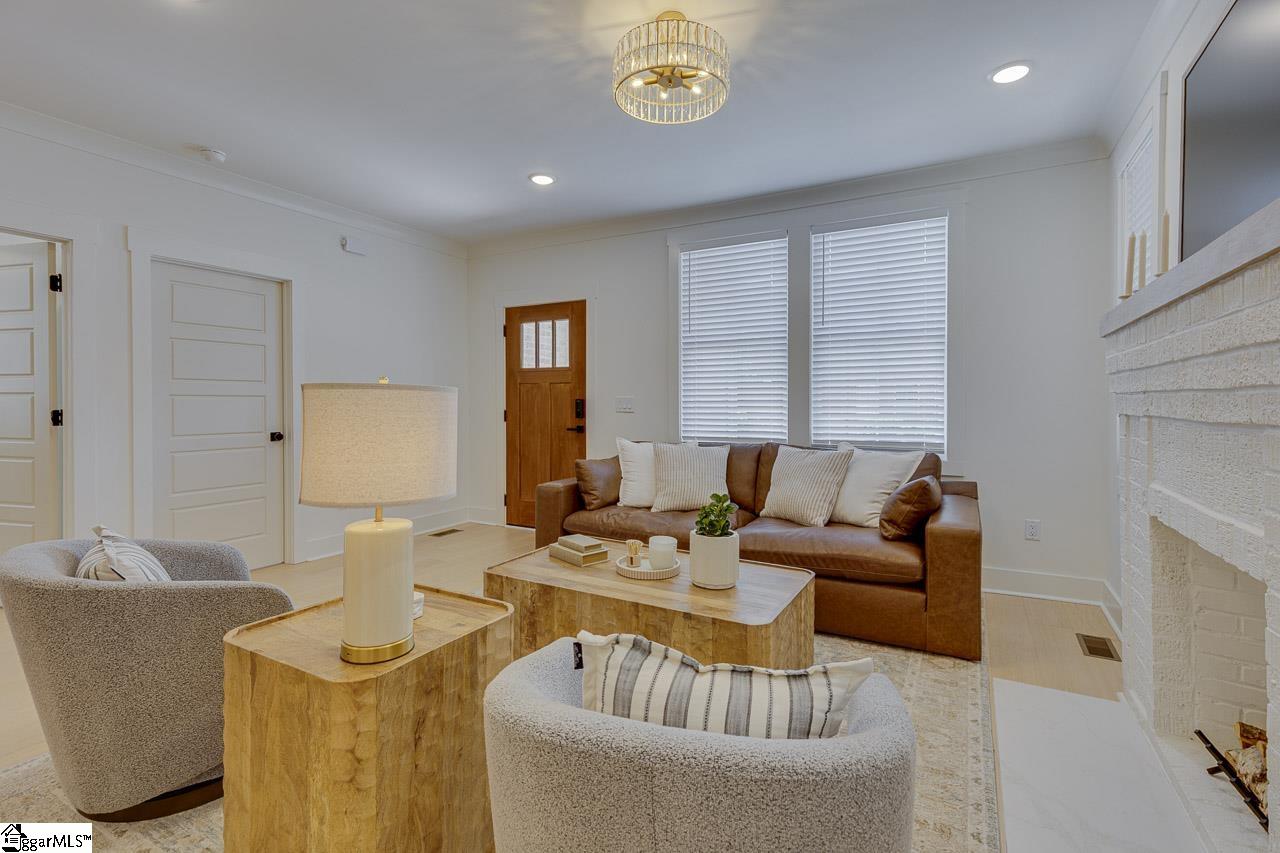112 Randall Street Greenville, SC 29609