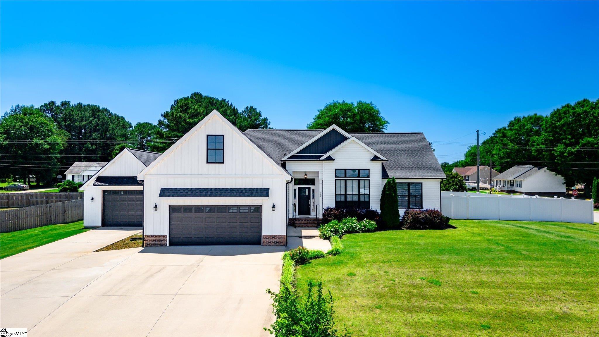 502 Life Lane Lyman, SC 29365