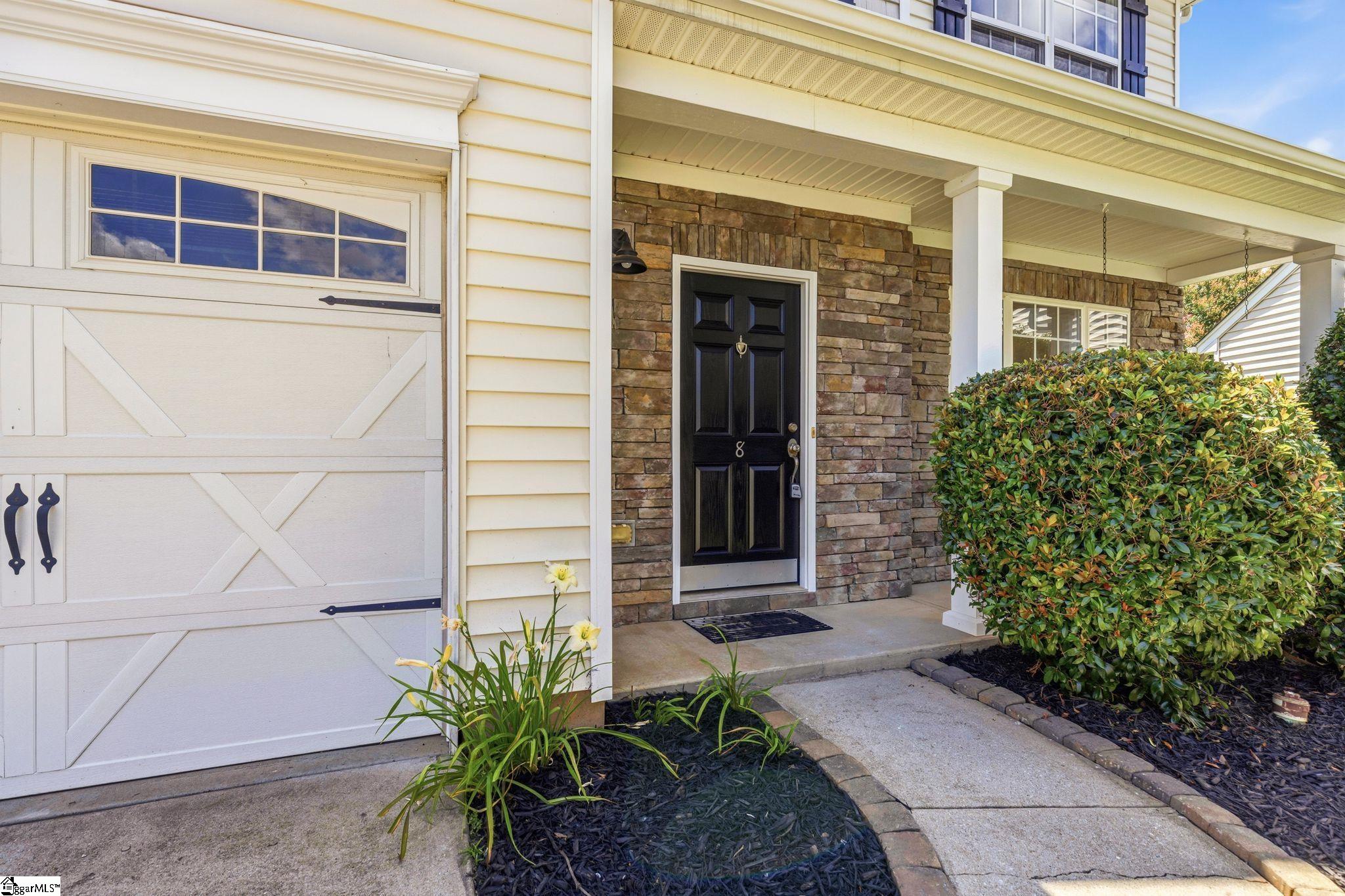 8 Carilon Court Simpsonville, SC 29681