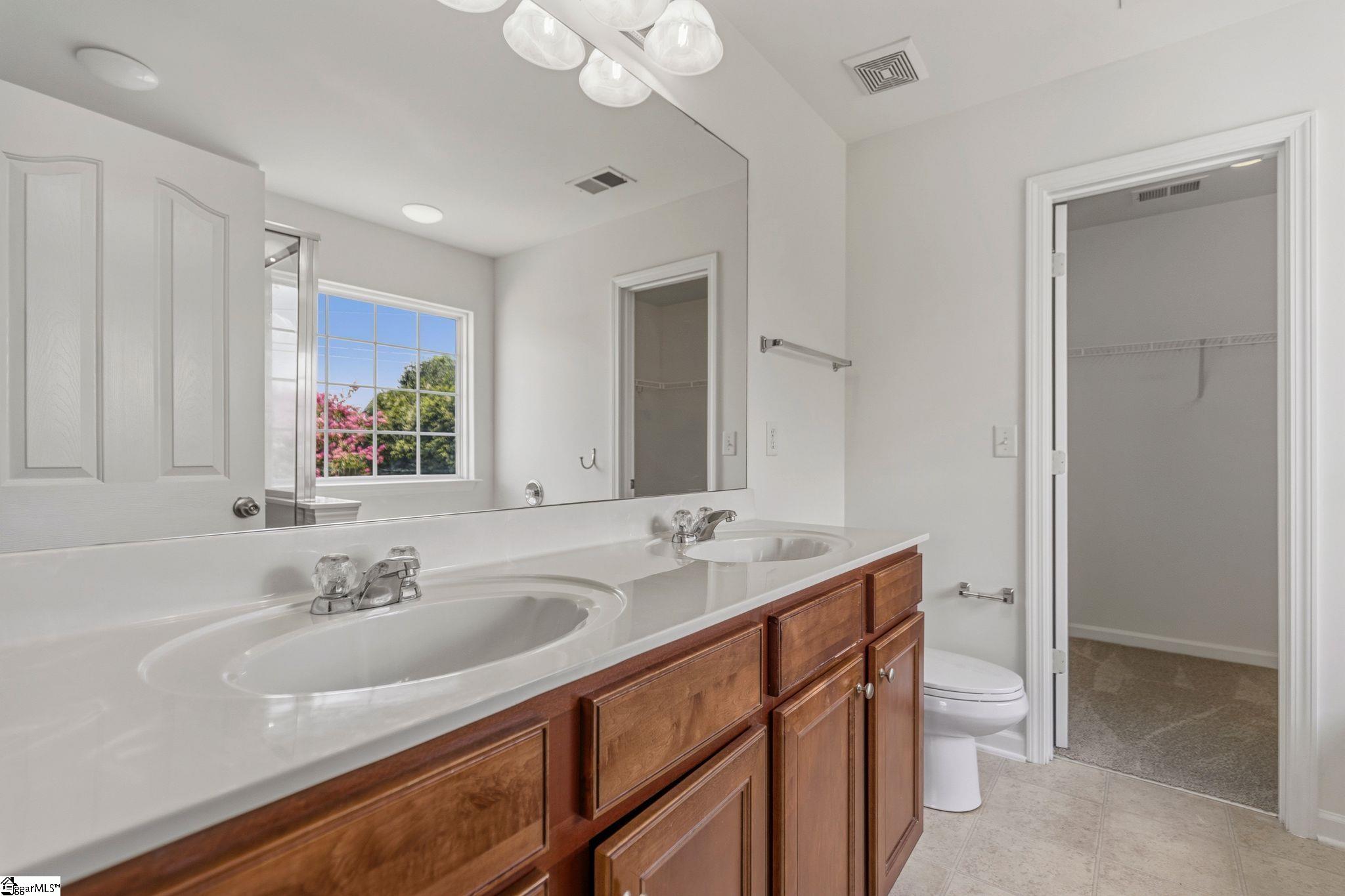 8 Carilon Court Simpsonville, SC 29681