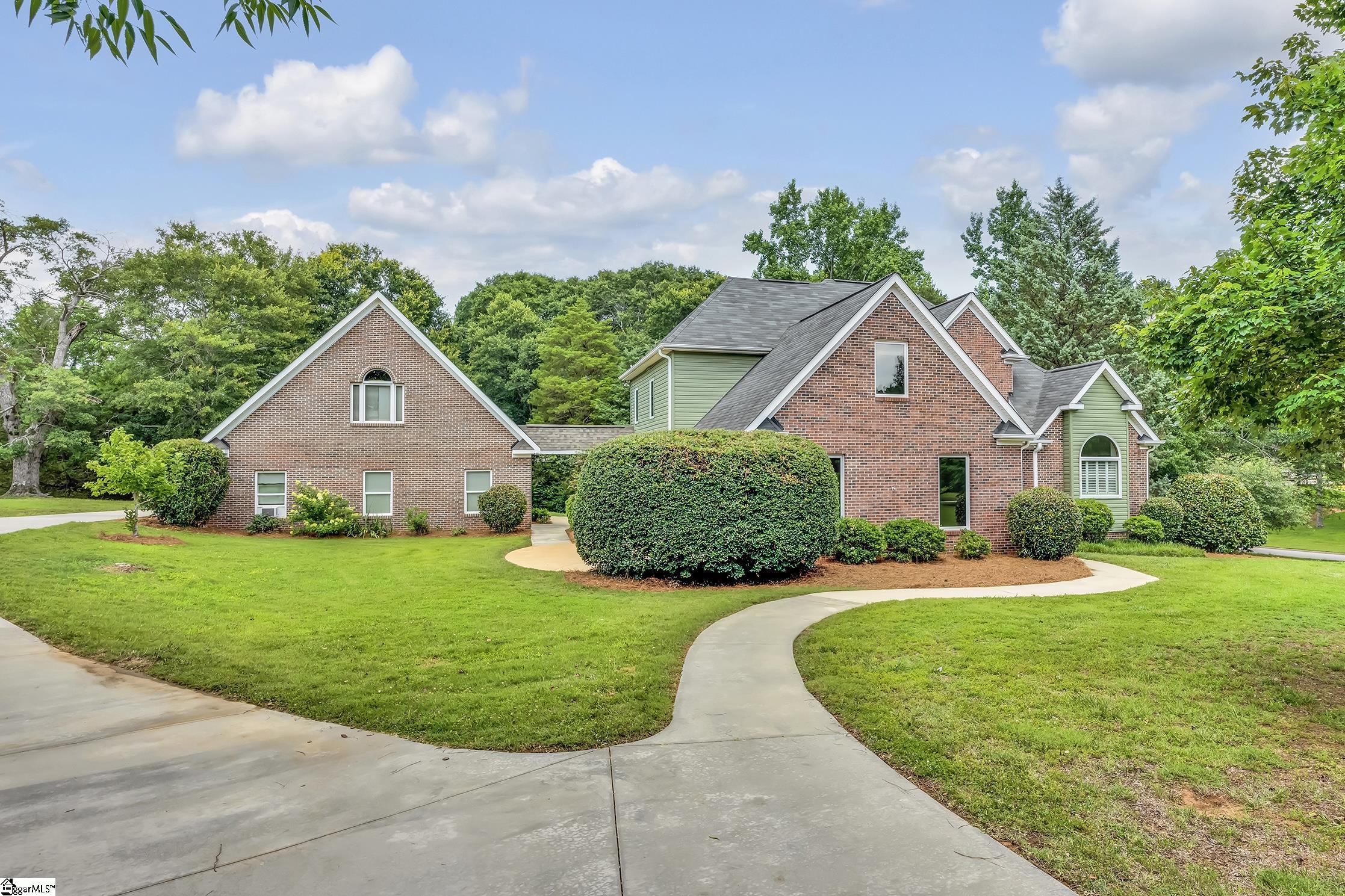 100 Bennetts Crossing Court Greer, SC 29651