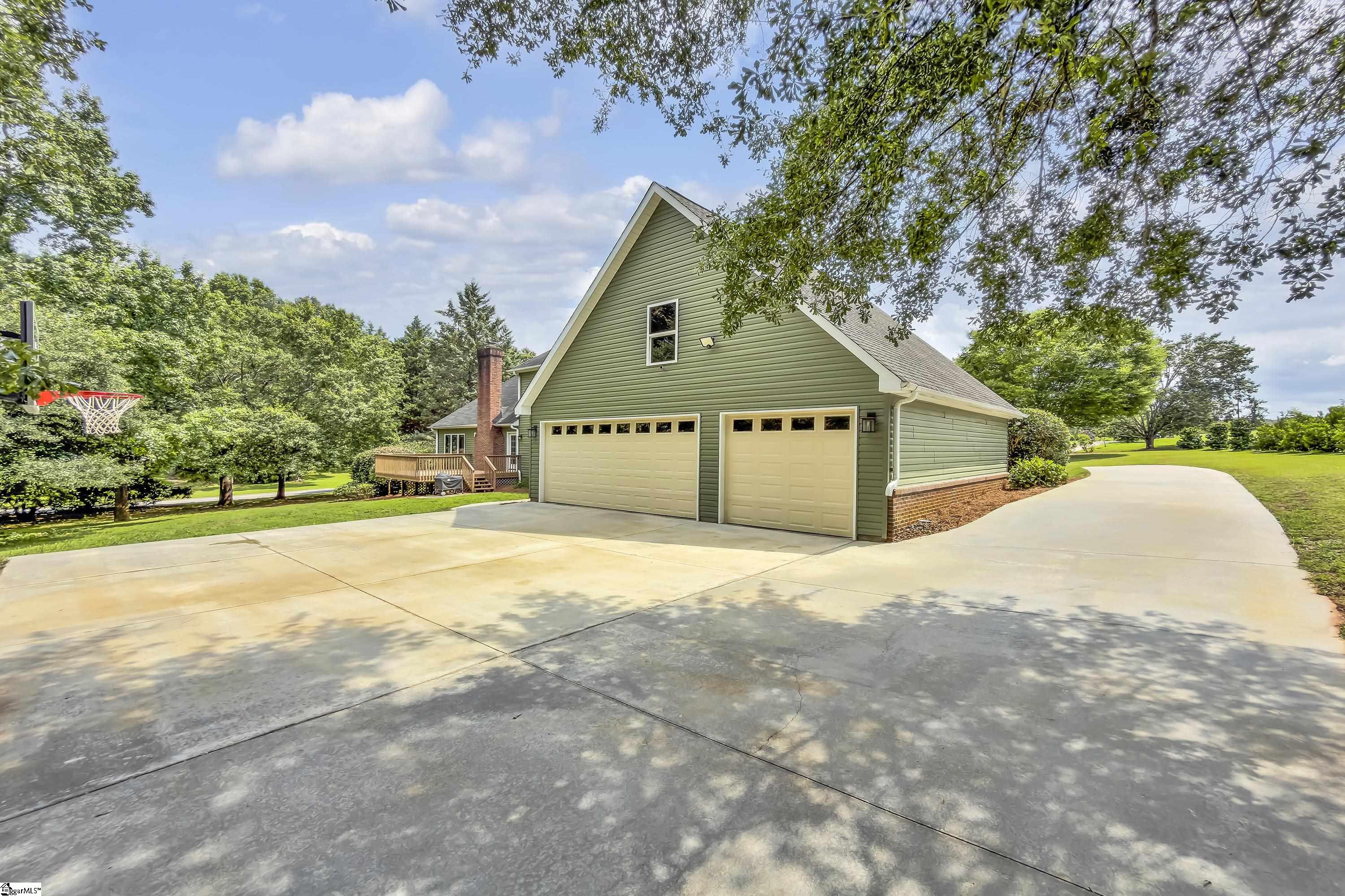 100 Bennetts Crossing Court Greer, SC 29651