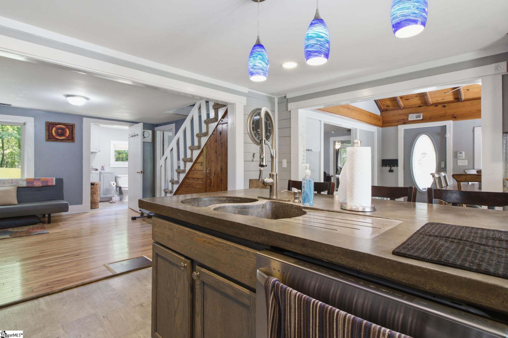 1706 Highway 11 Landrum, SC 29356