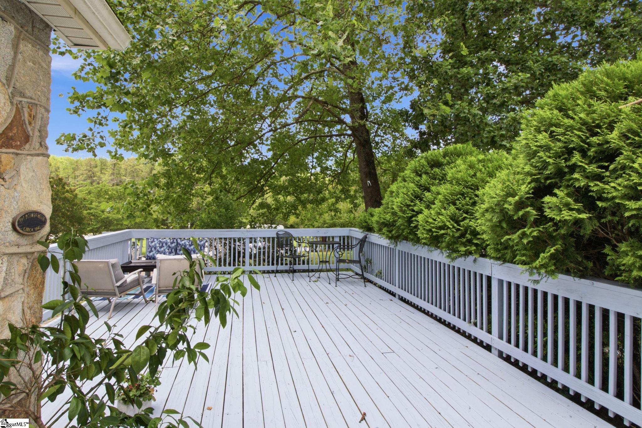 1706 Highway 11 Landrum, SC 29356