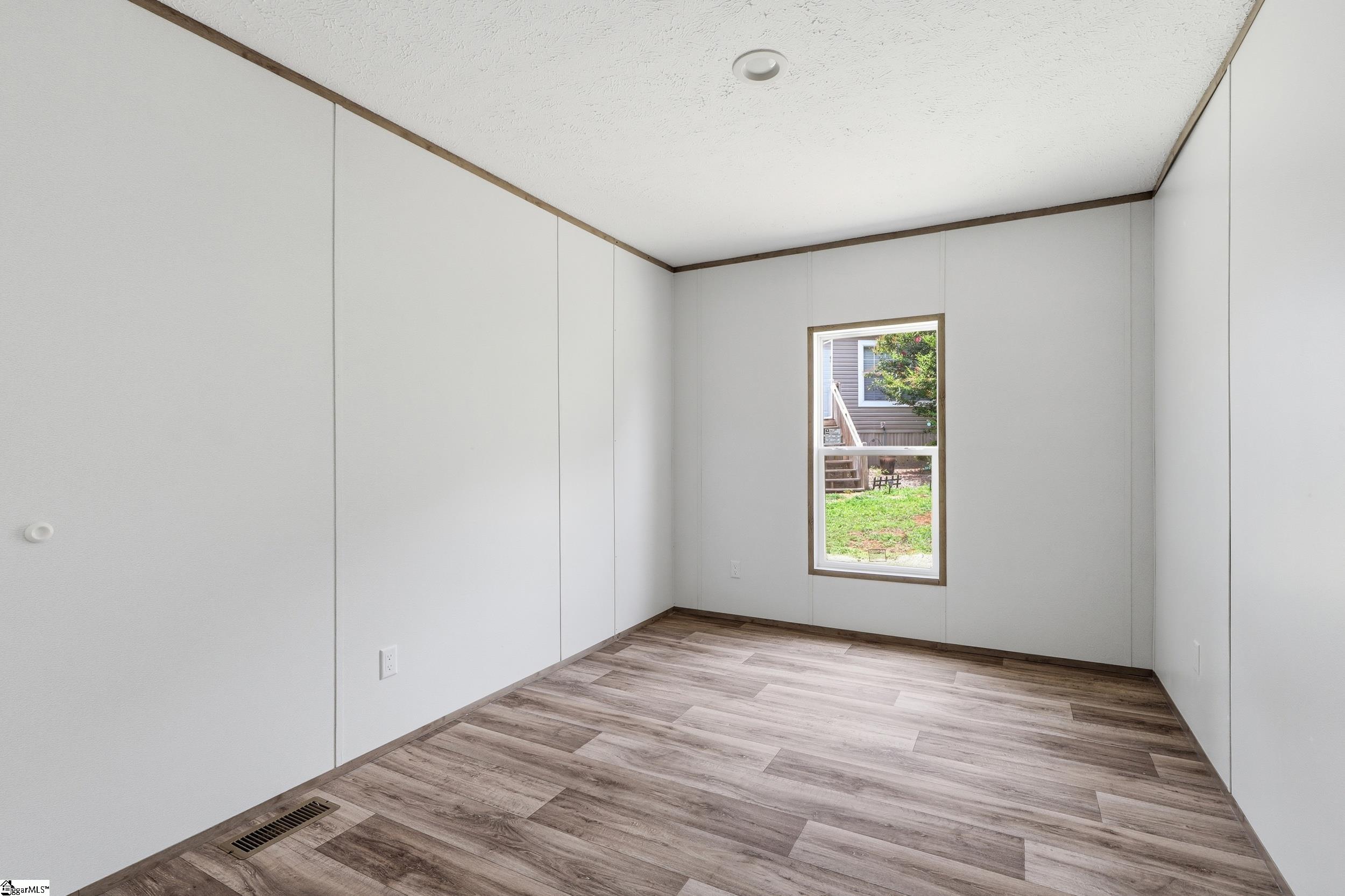 210 Frontier Drive Easley, SC 29640-9009