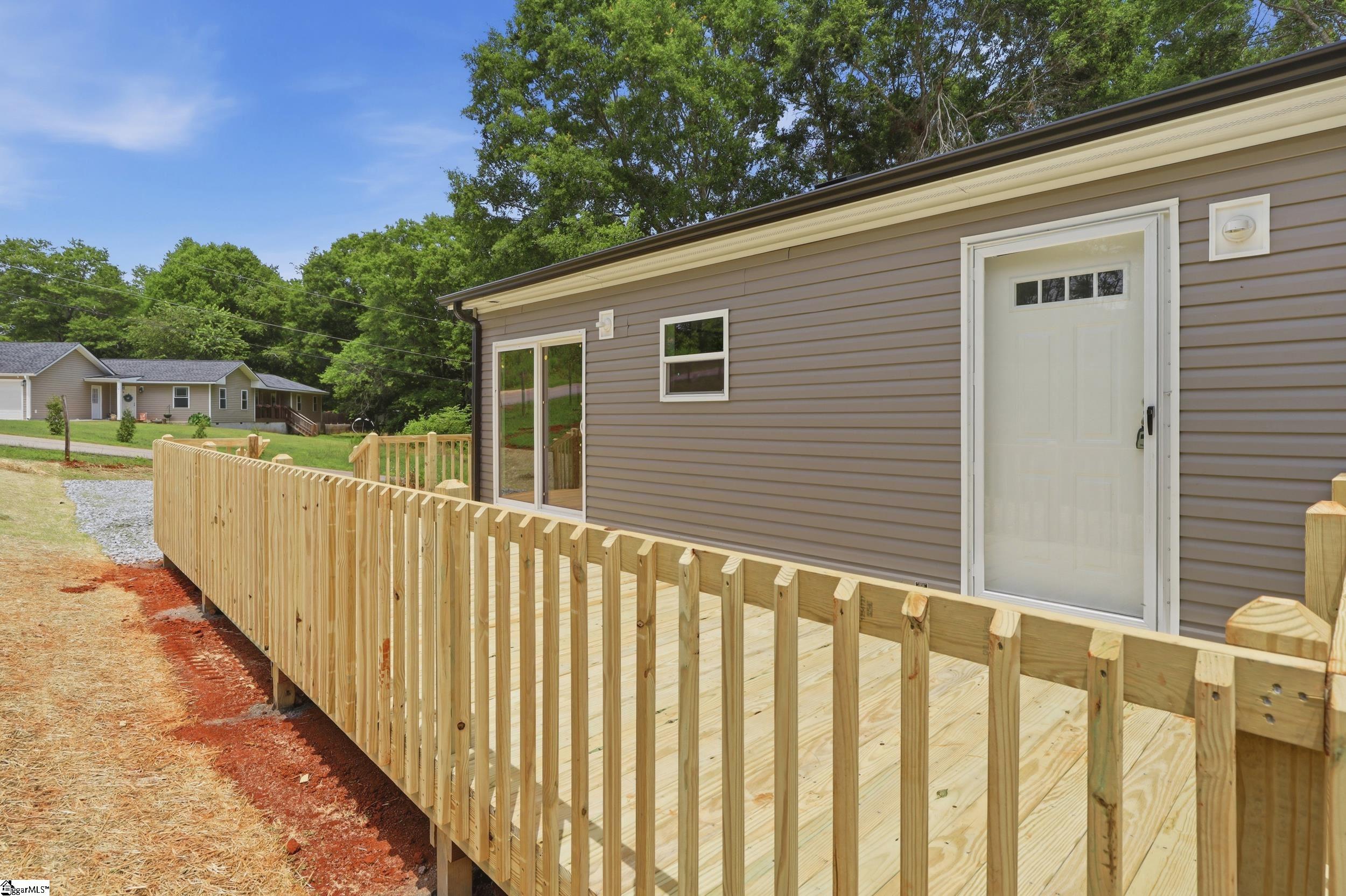 210 Frontier Drive Easley, SC 29640-9009