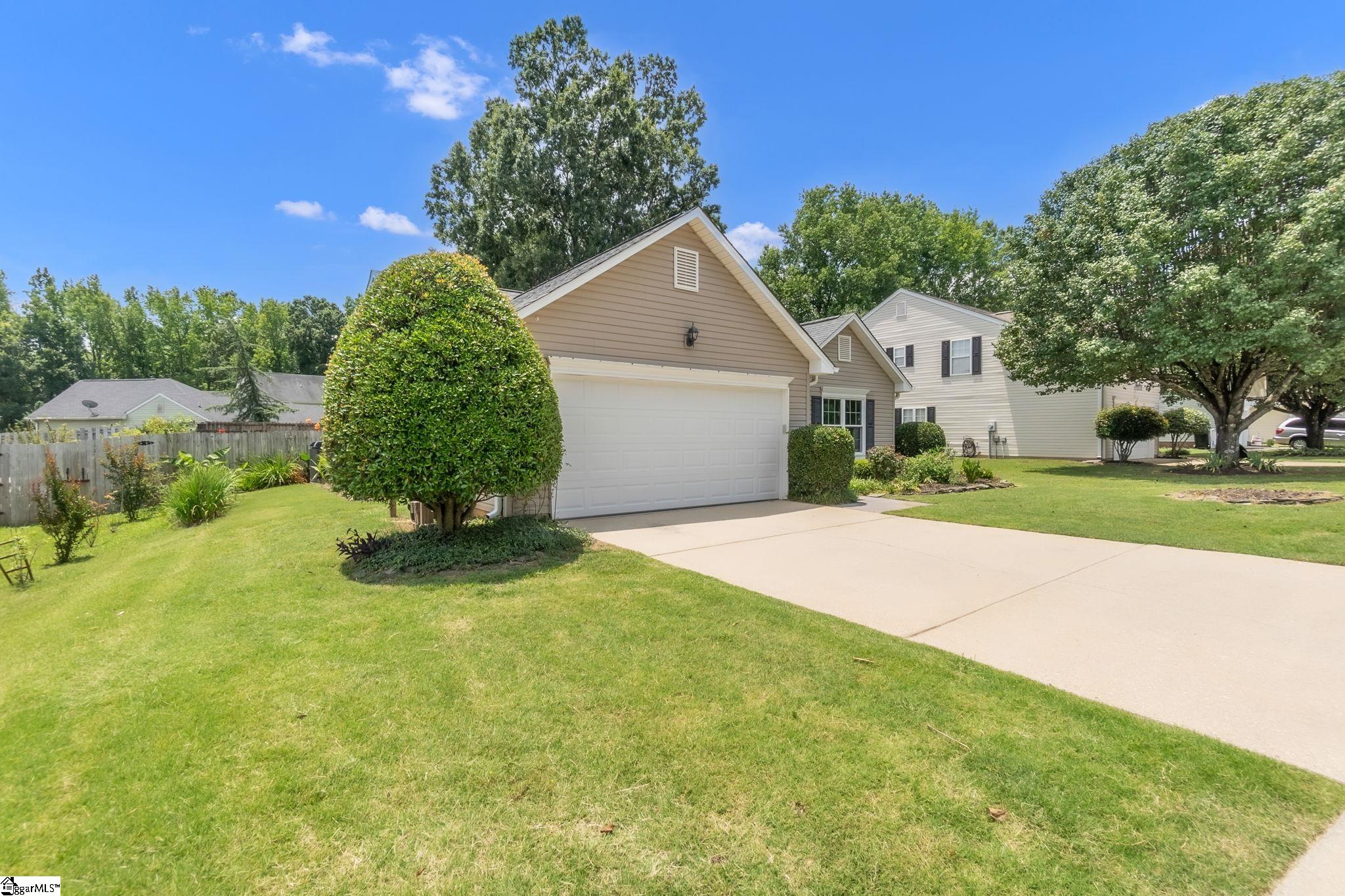106 Acacia Drive Simpsonville, SC 29681