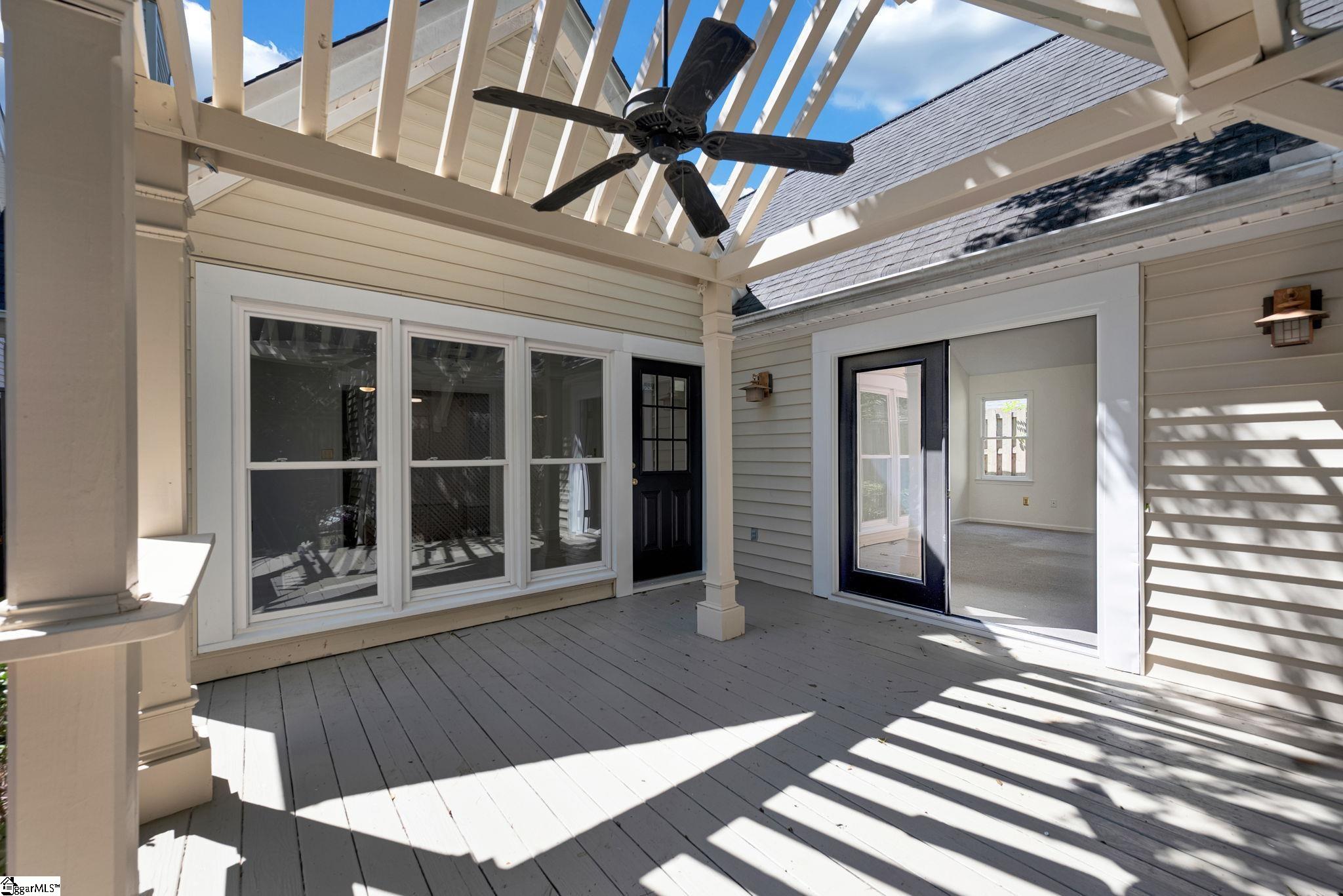 144 Forest Lake Drive Simpsonville, SC 29681