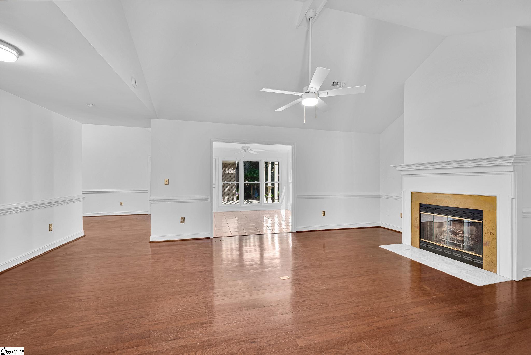144 Forest Lake Drive Simpsonville, SC 29681