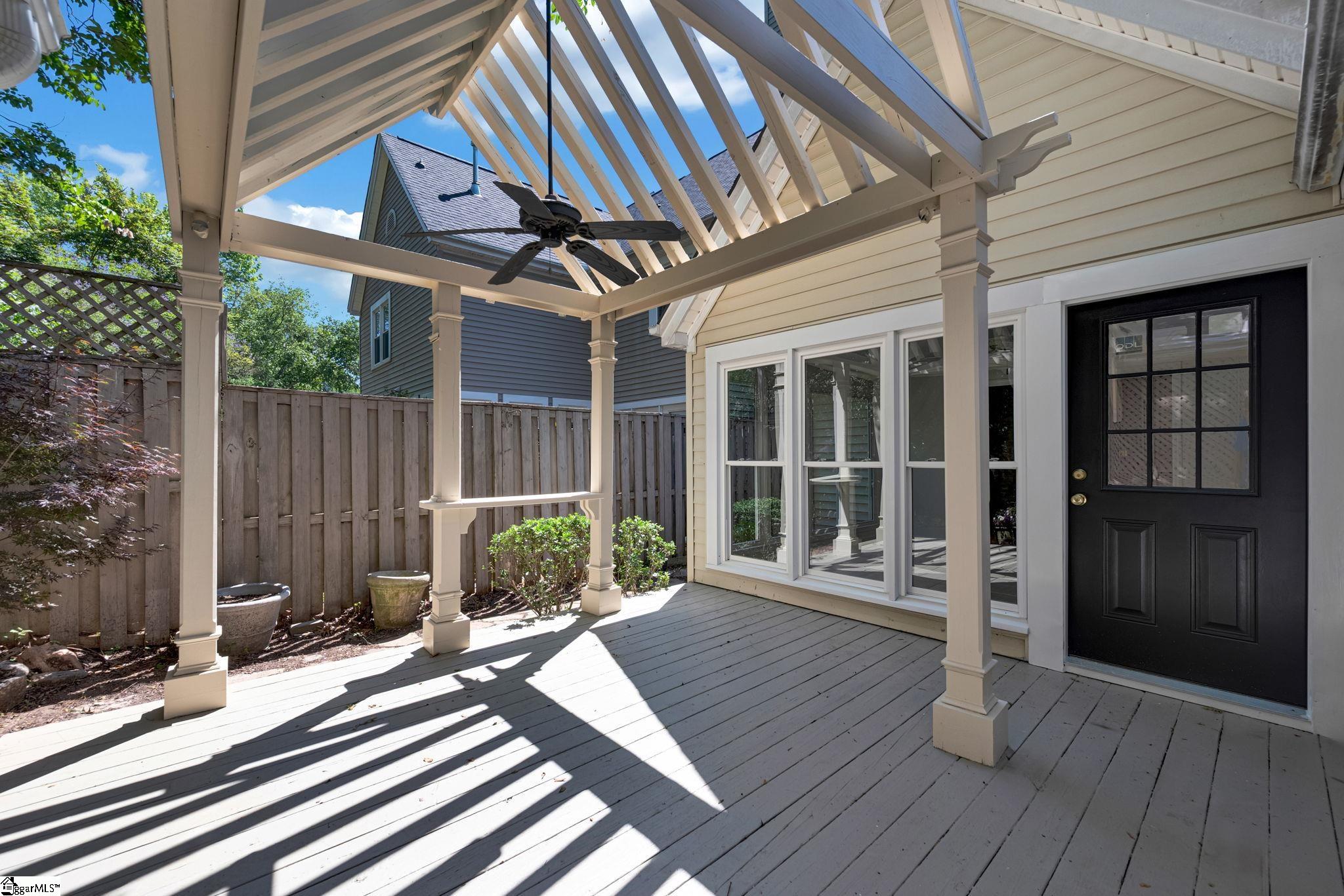 144 Forest Lake Drive Simpsonville, SC 29681