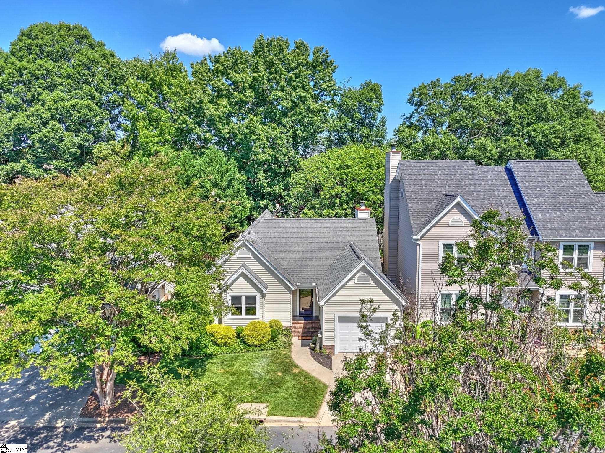 144 Forest Lake Drive Simpsonville, SC 29681