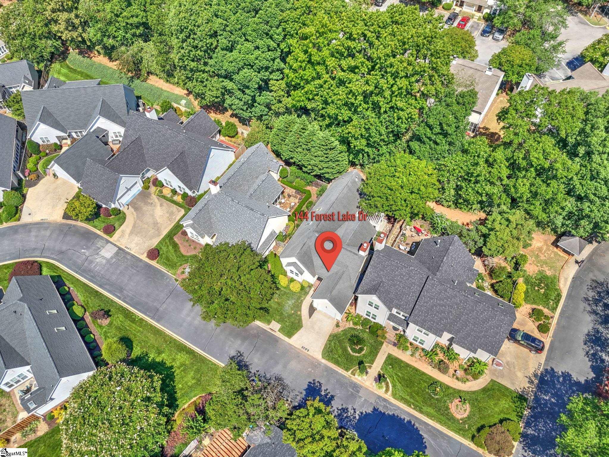 144 Forest Lake Drive Simpsonville, SC 29681
