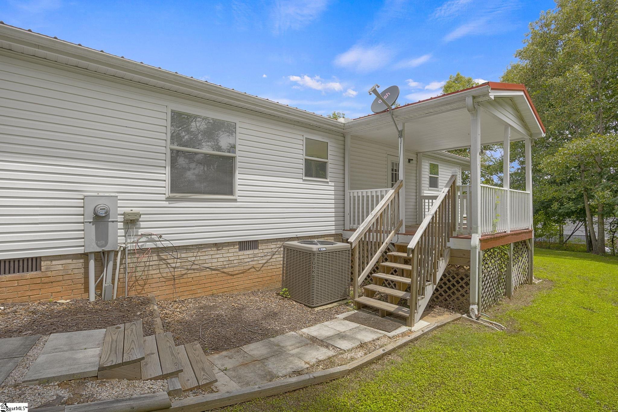 210 Deer Creek Trail Walhalla, SC 29691