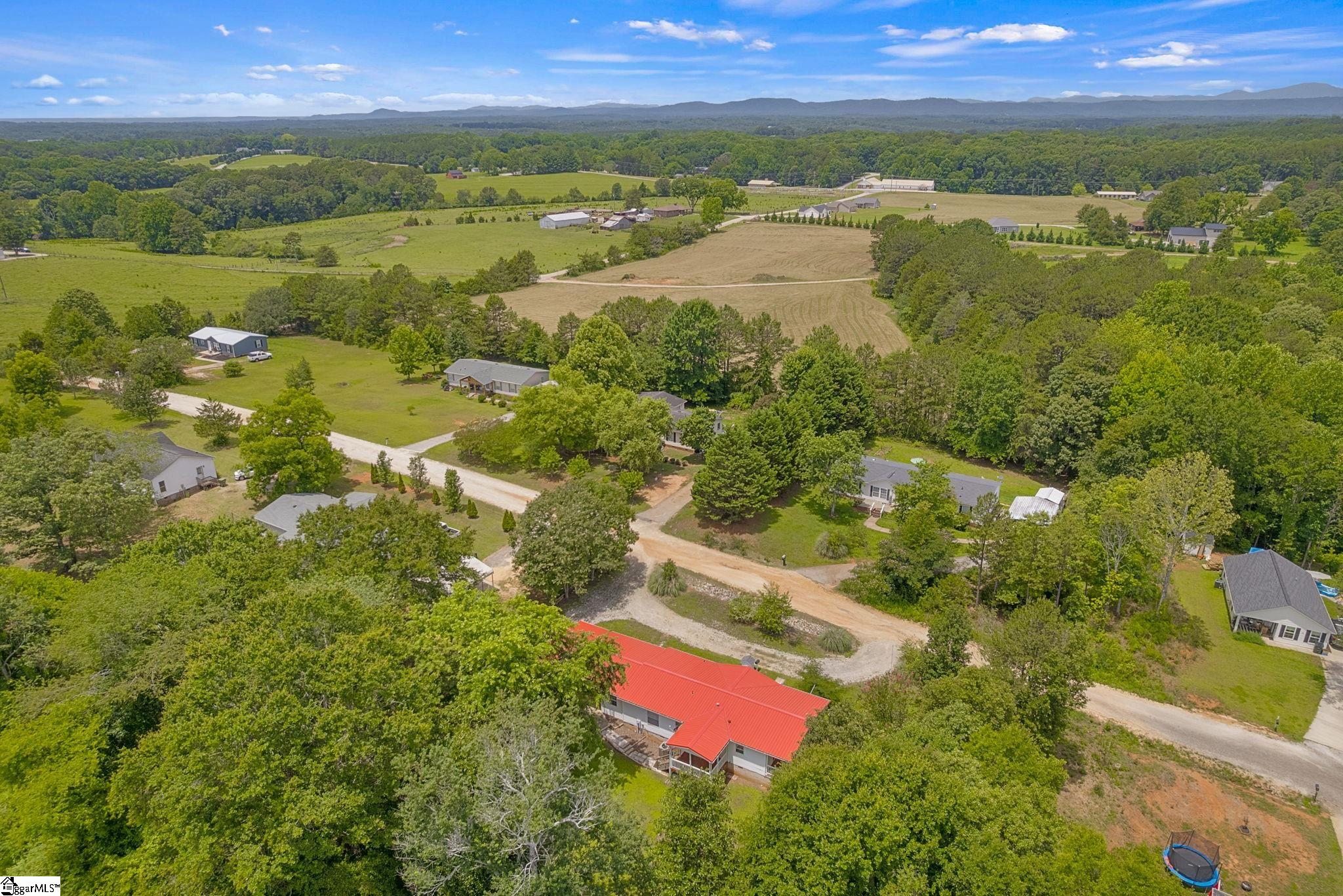 210 Deer Creek Trail Walhalla, SC 29691