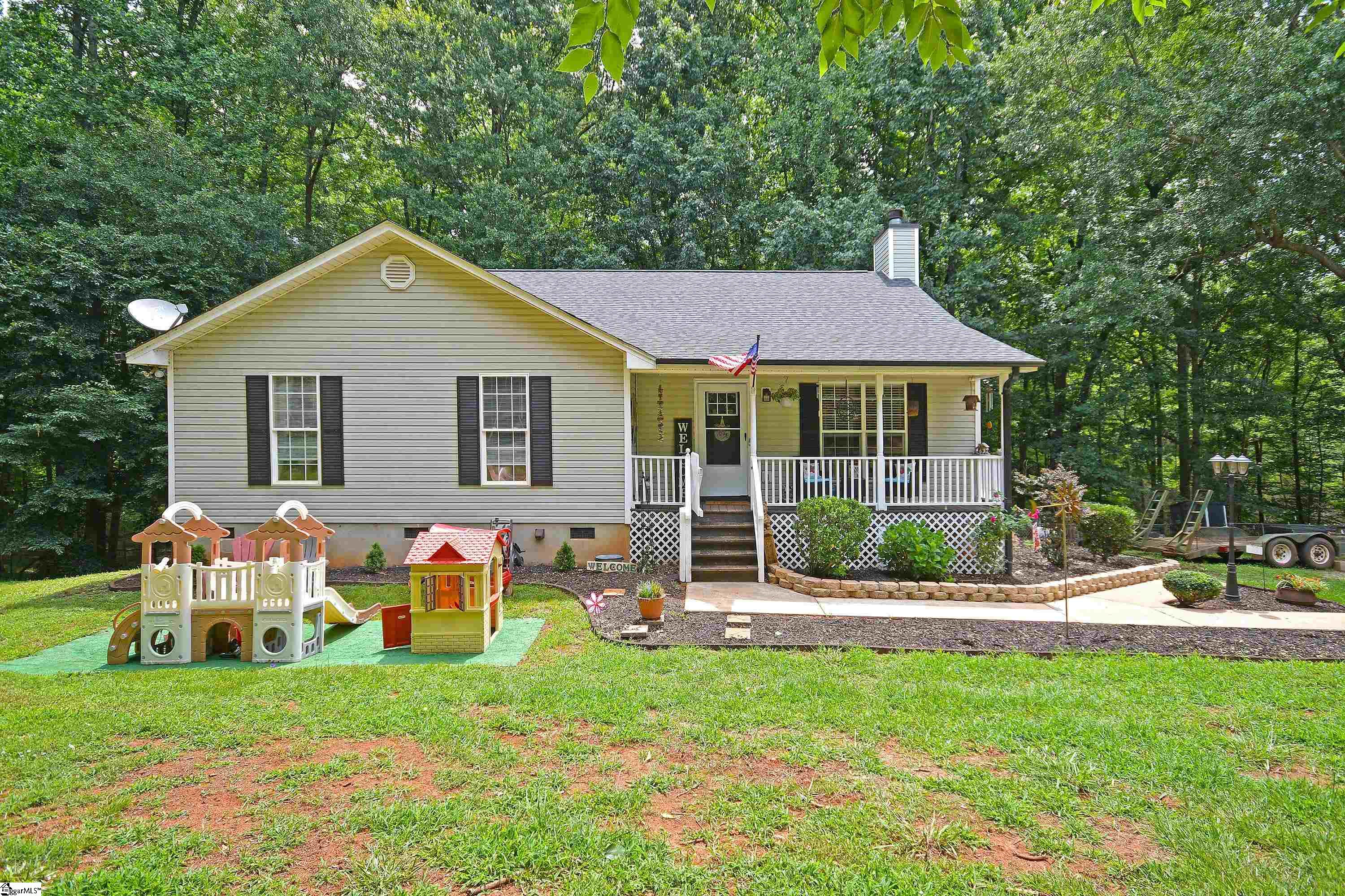 450 Waspnest Road Wellford, SC 29385