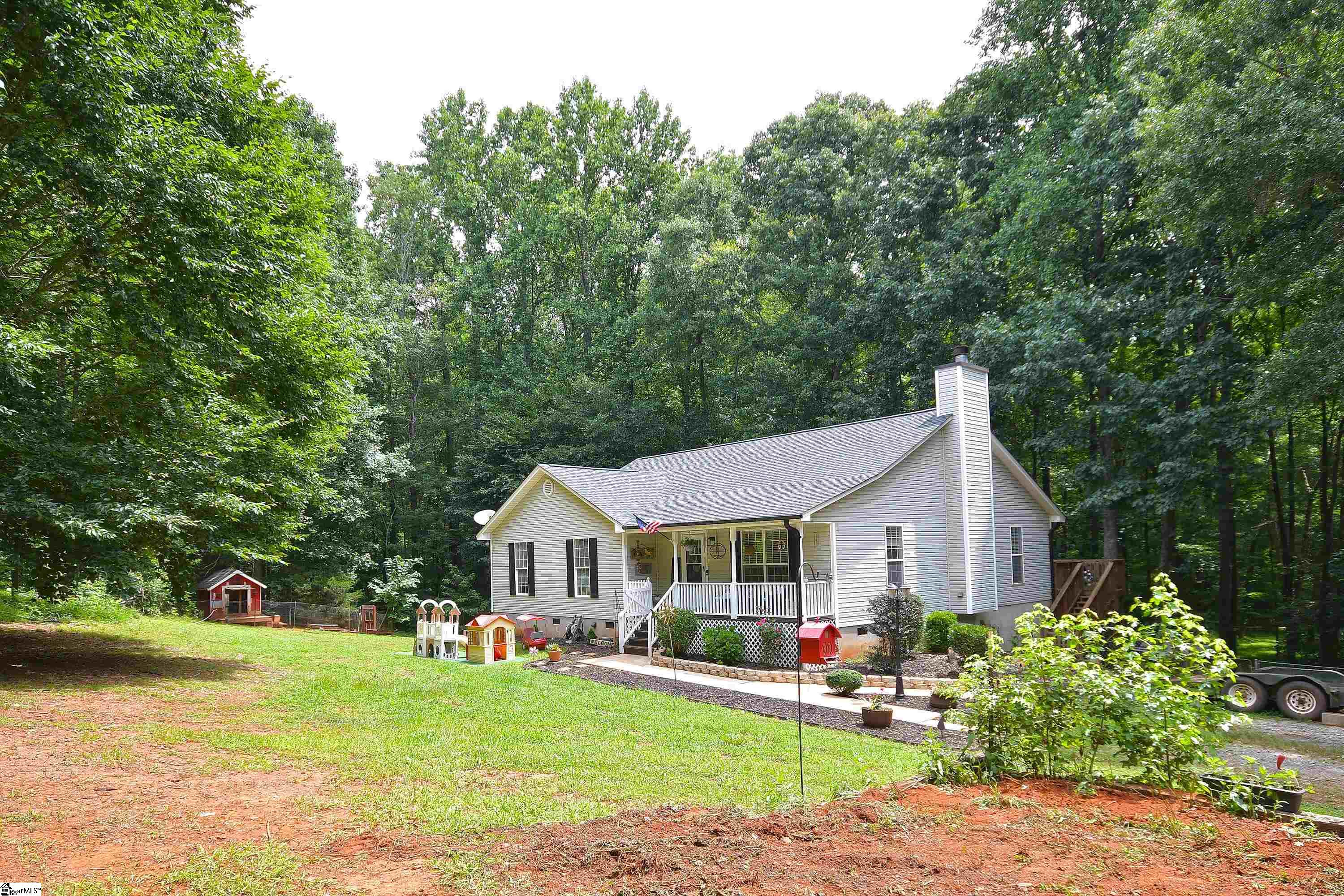 450 Waspnest Road Wellford, SC 29385