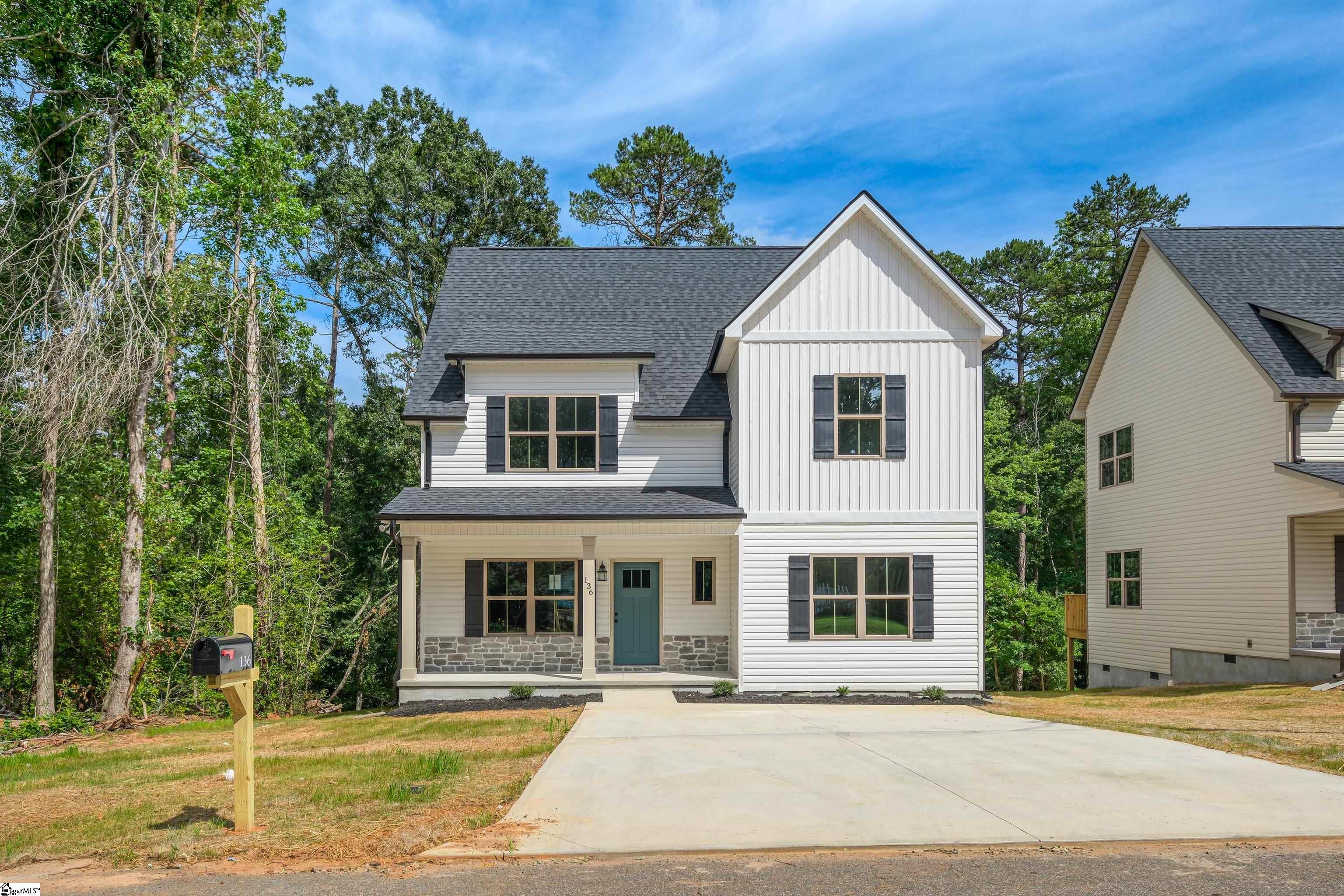 136 S Church Street Duncan, SC 29334