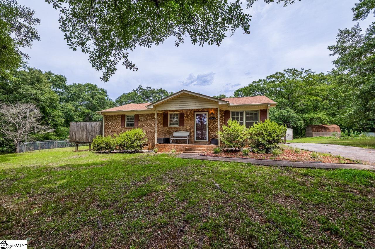 1548 Bud Arthur Bridge Road Spartanburg, SC 29307