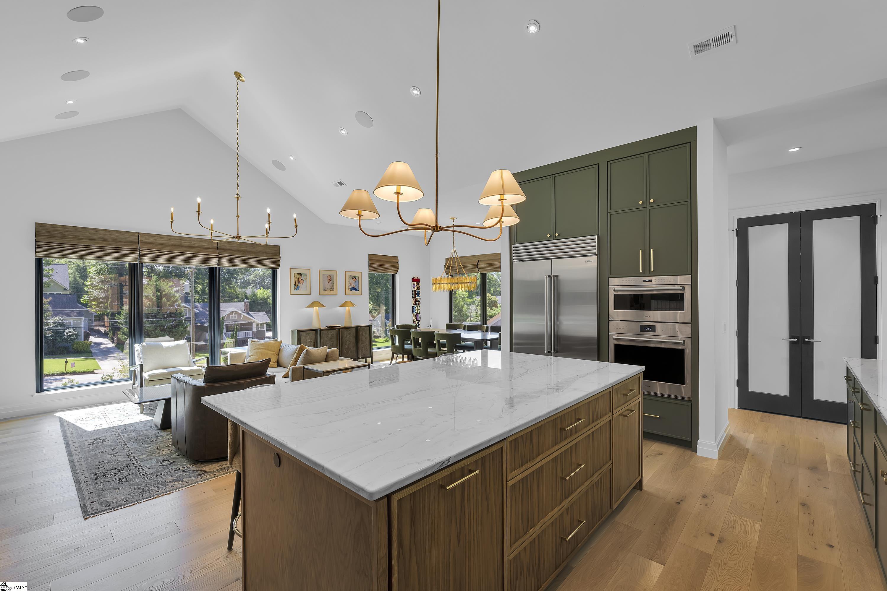 725 Bennett Street Greenville, SC 29609