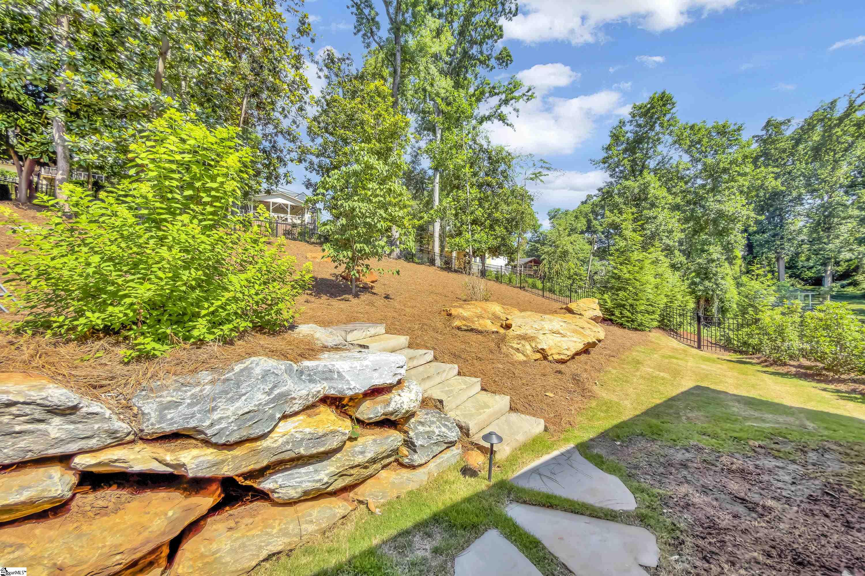 725 Bennett Street Greenville, SC 29609