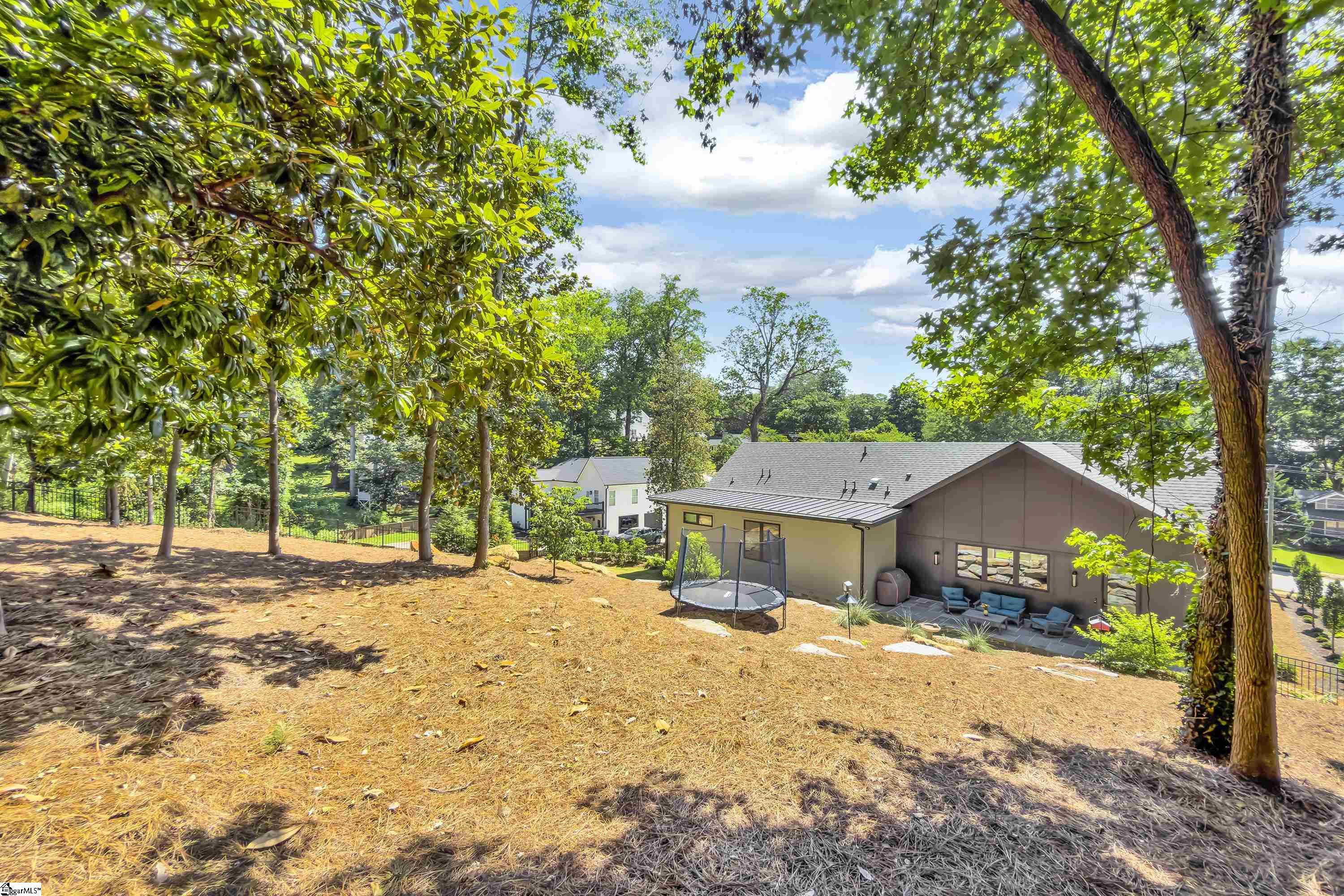 725 Bennett Street Greenville, SC 29609