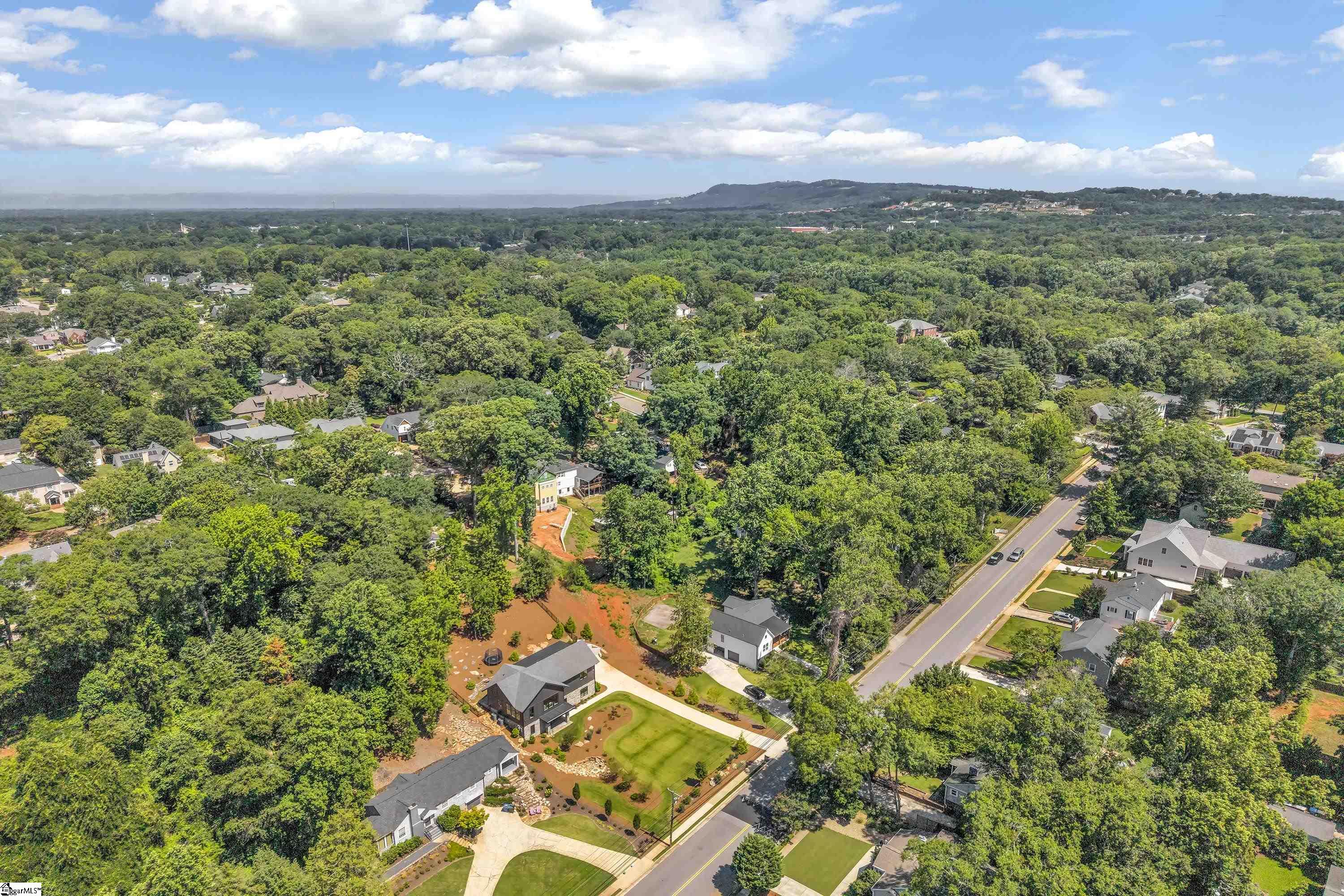 725 Bennett Street Greenville, SC 29609