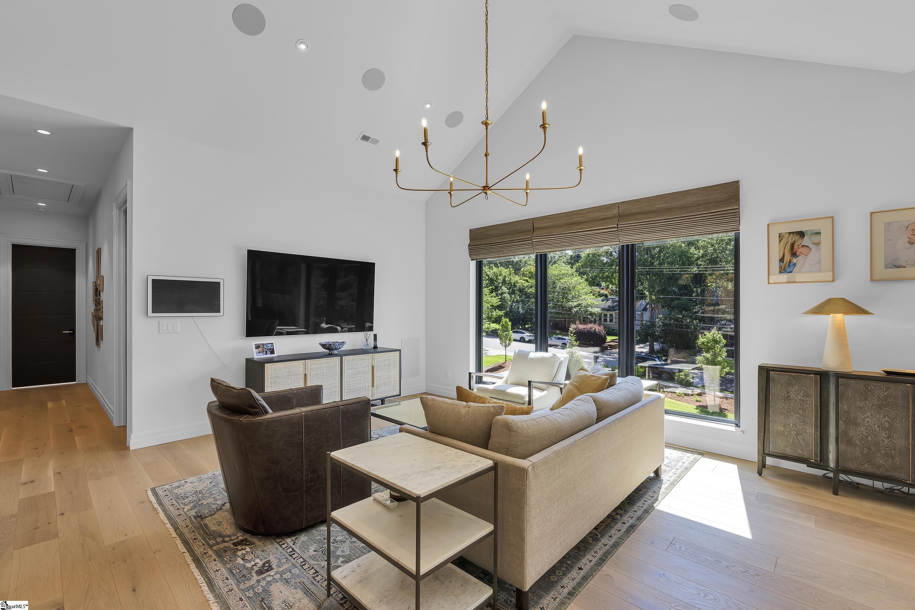 725 Bennett Street Greenville, SC 29609