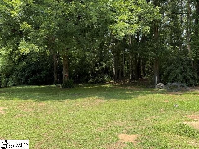 15570 Us Highway Enoree, SC 29335