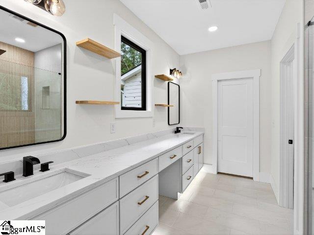 501 W Peninsula Drive Laurens, SC 29360