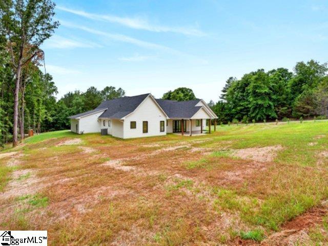 501 W Peninsula Drive Laurens, SC 29360