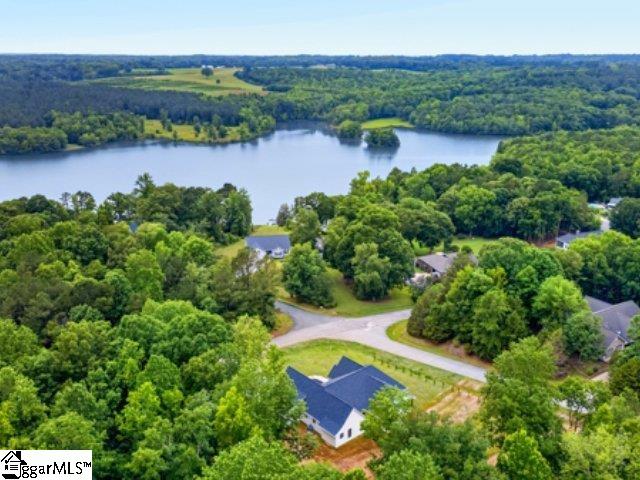 501 W Peninsula Drive Laurens, SC 29360