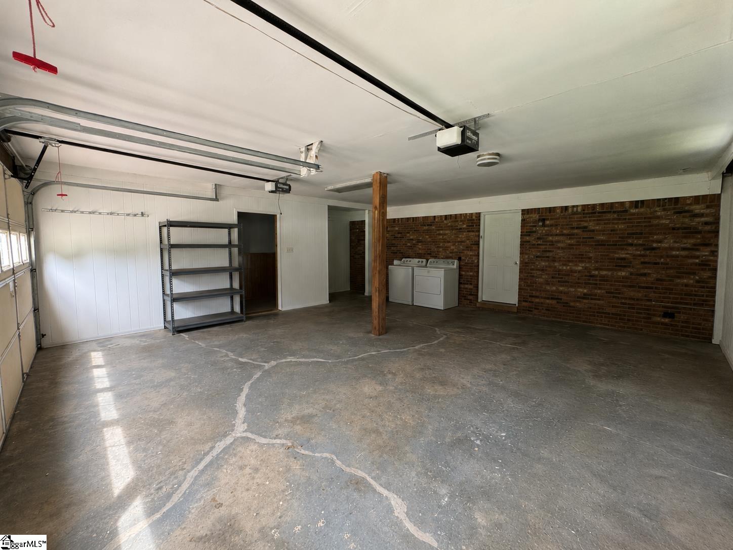 220 Millwood Lane Wellford, SC 29385