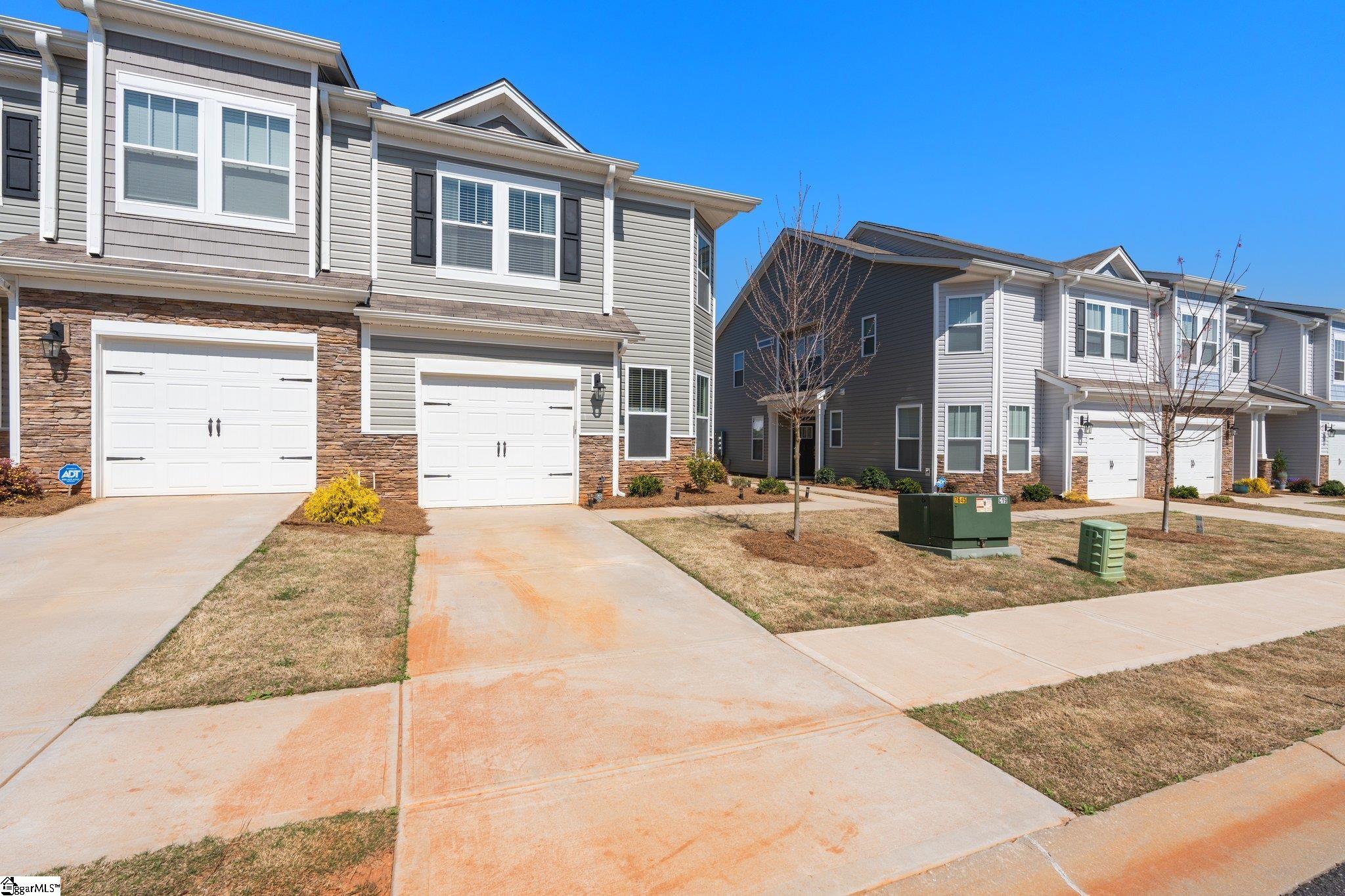 15 Planters Place Greer, SC 29650
