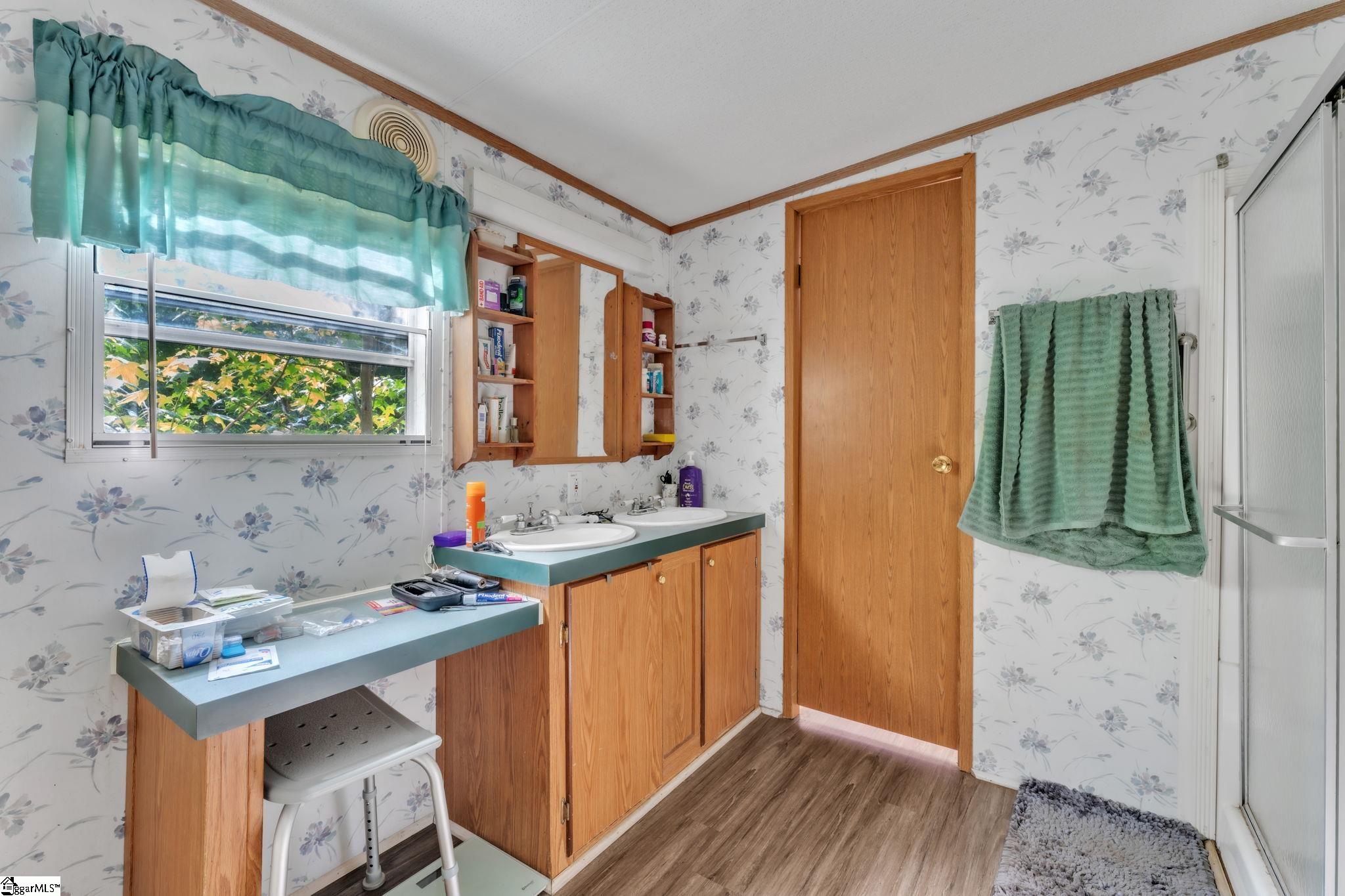 110 Diane Drive Easley, SC 29640
