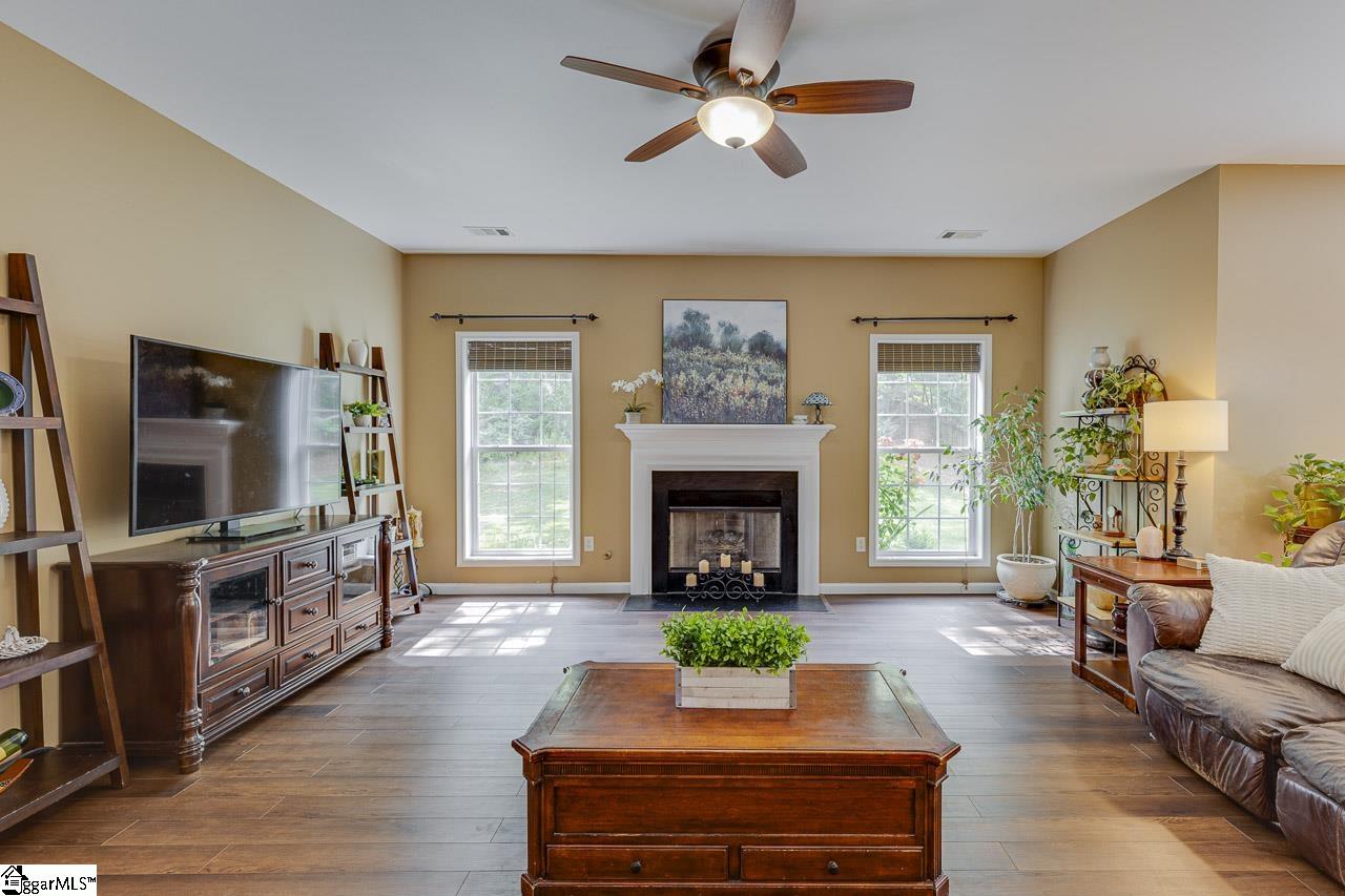 38 Heritage Point Drive Simpsonville, SC 29681