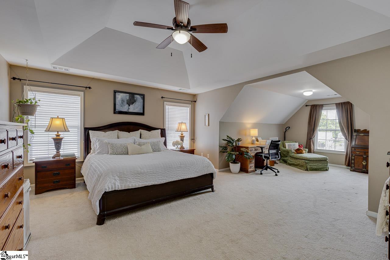 38 Heritage Point Drive Simpsonville, SC 29681