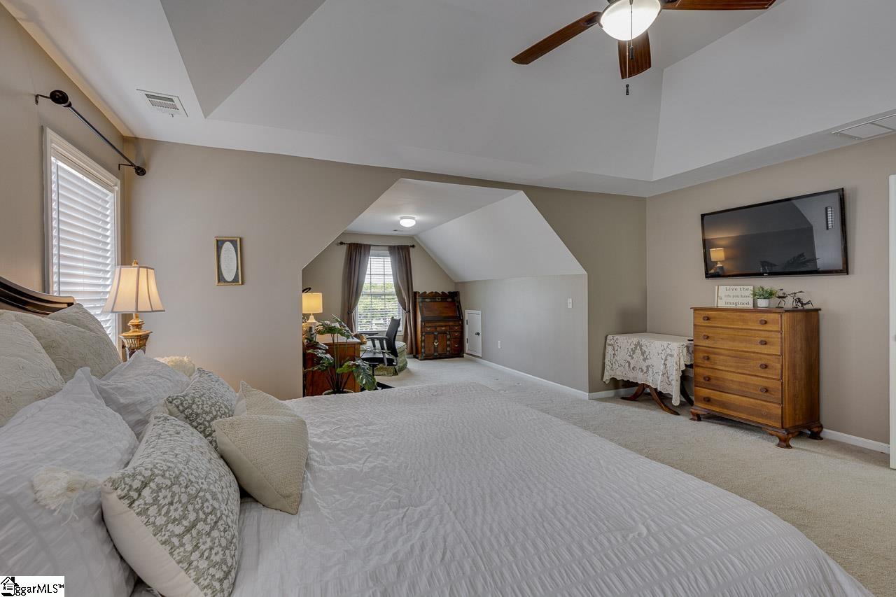 38 Heritage Point Drive Simpsonville, SC 29681