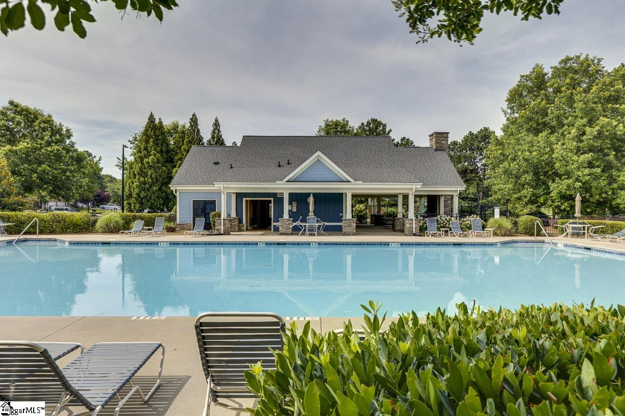 38 Heritage Point Drive Simpsonville, SC 29681
