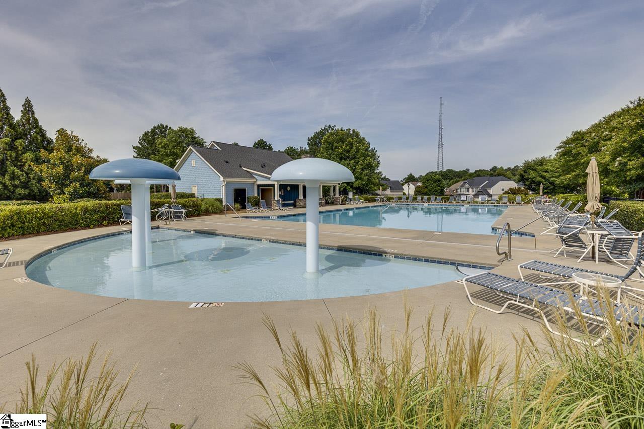 38 Heritage Point Drive Simpsonville, SC 29681