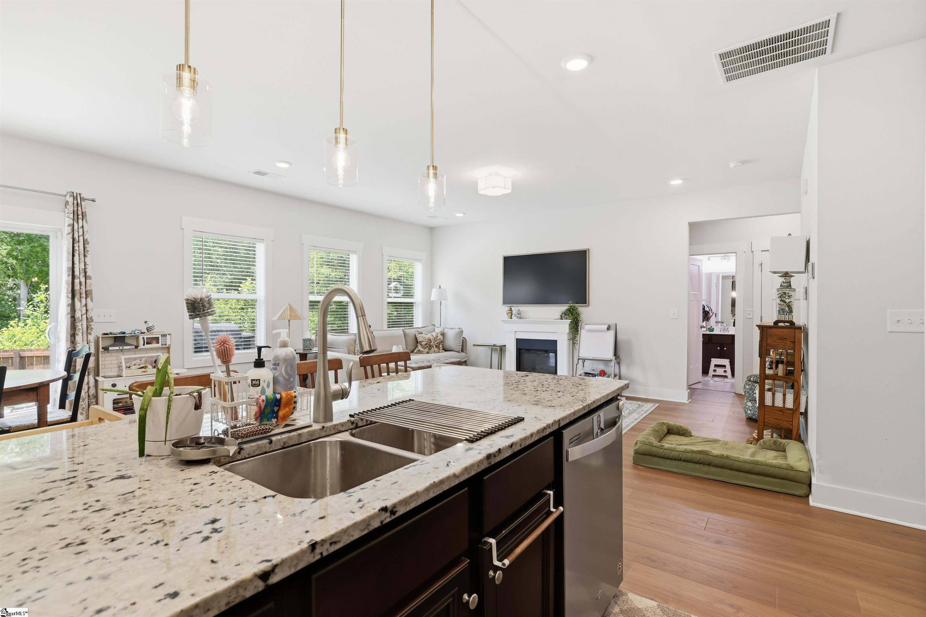 228 Bank Swallow Way Simpsonville, SC 29680