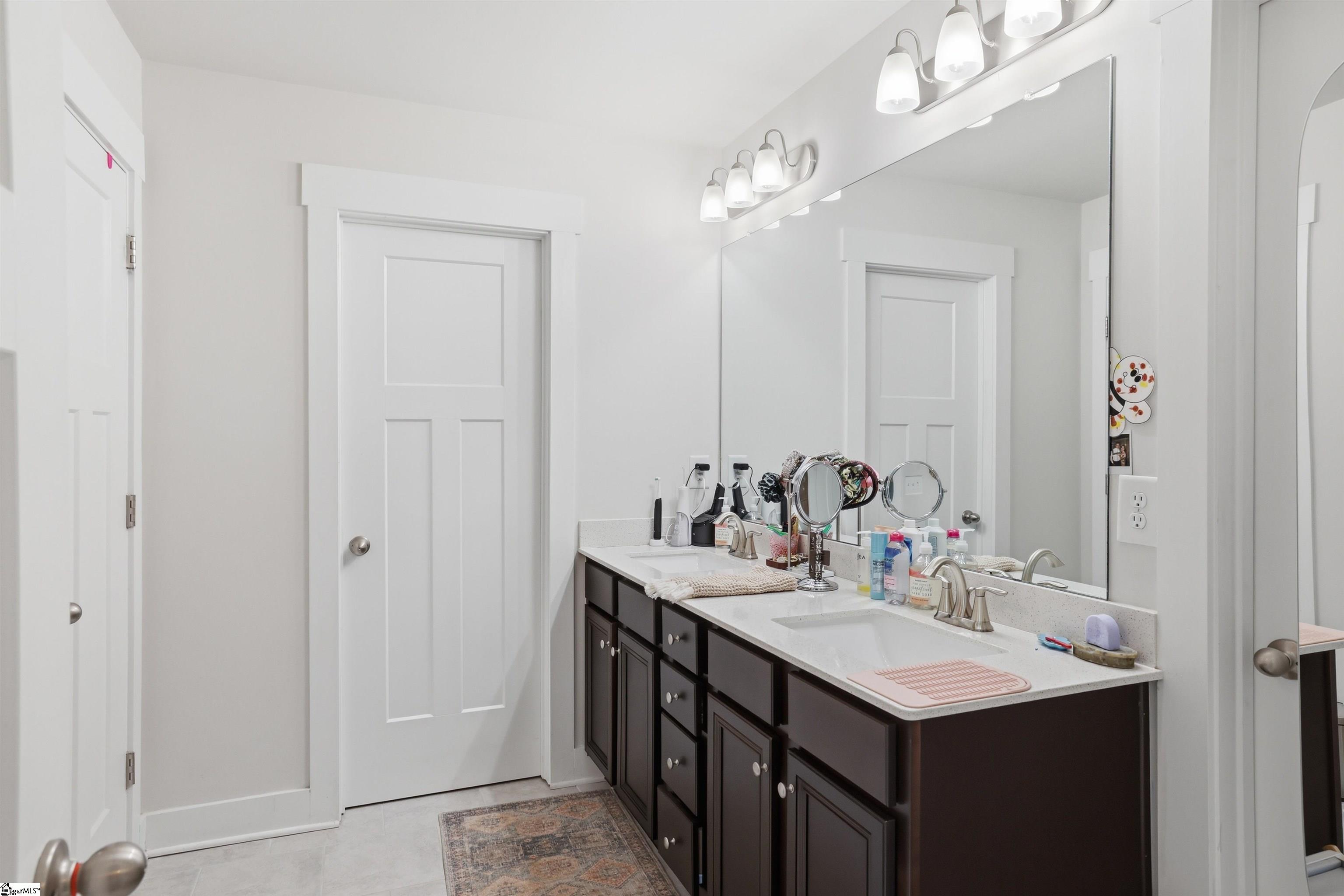 228 Bank Swallow Way Simpsonville, SC 29680
