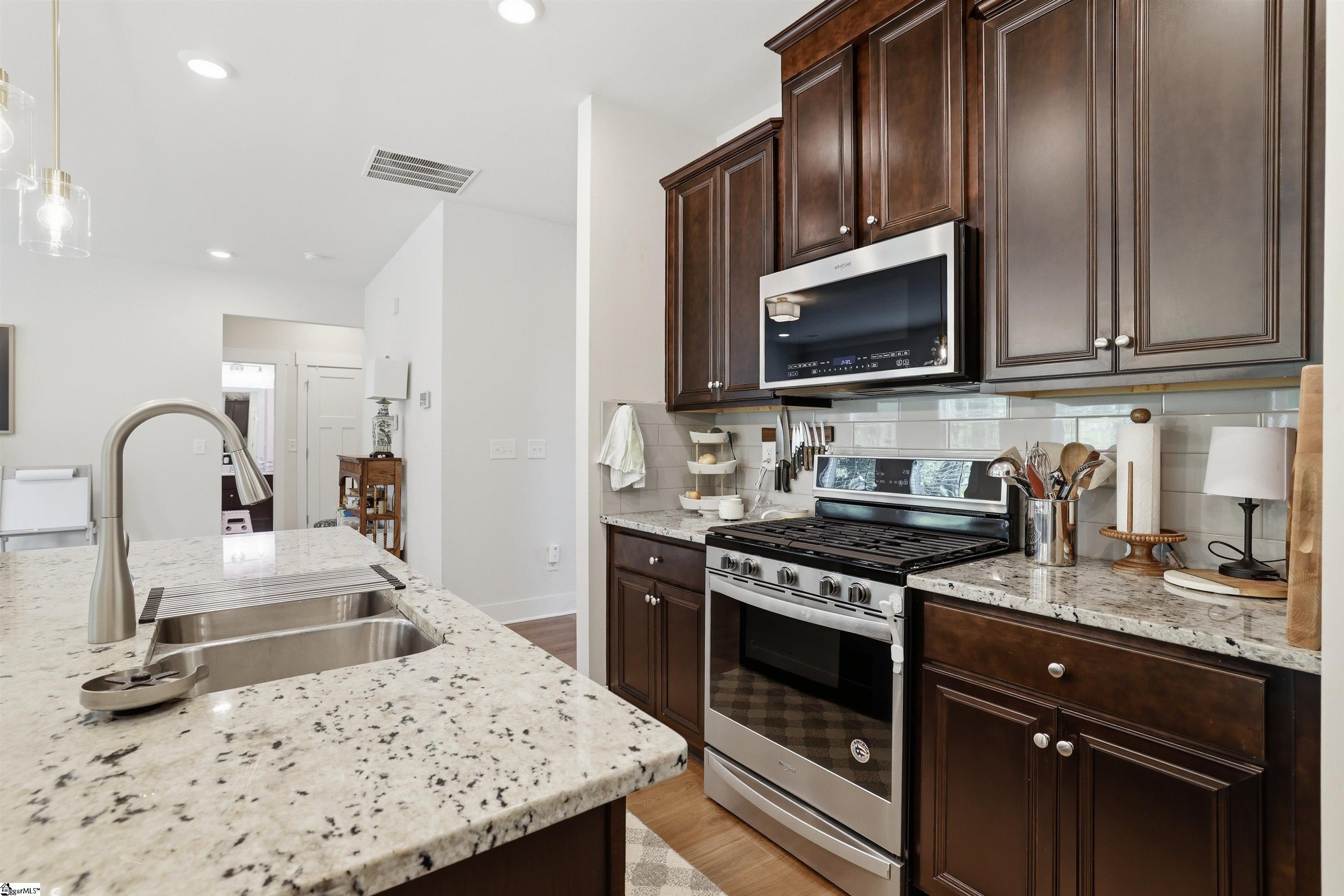 228 Bank Swallow Way Simpsonville, SC 29680