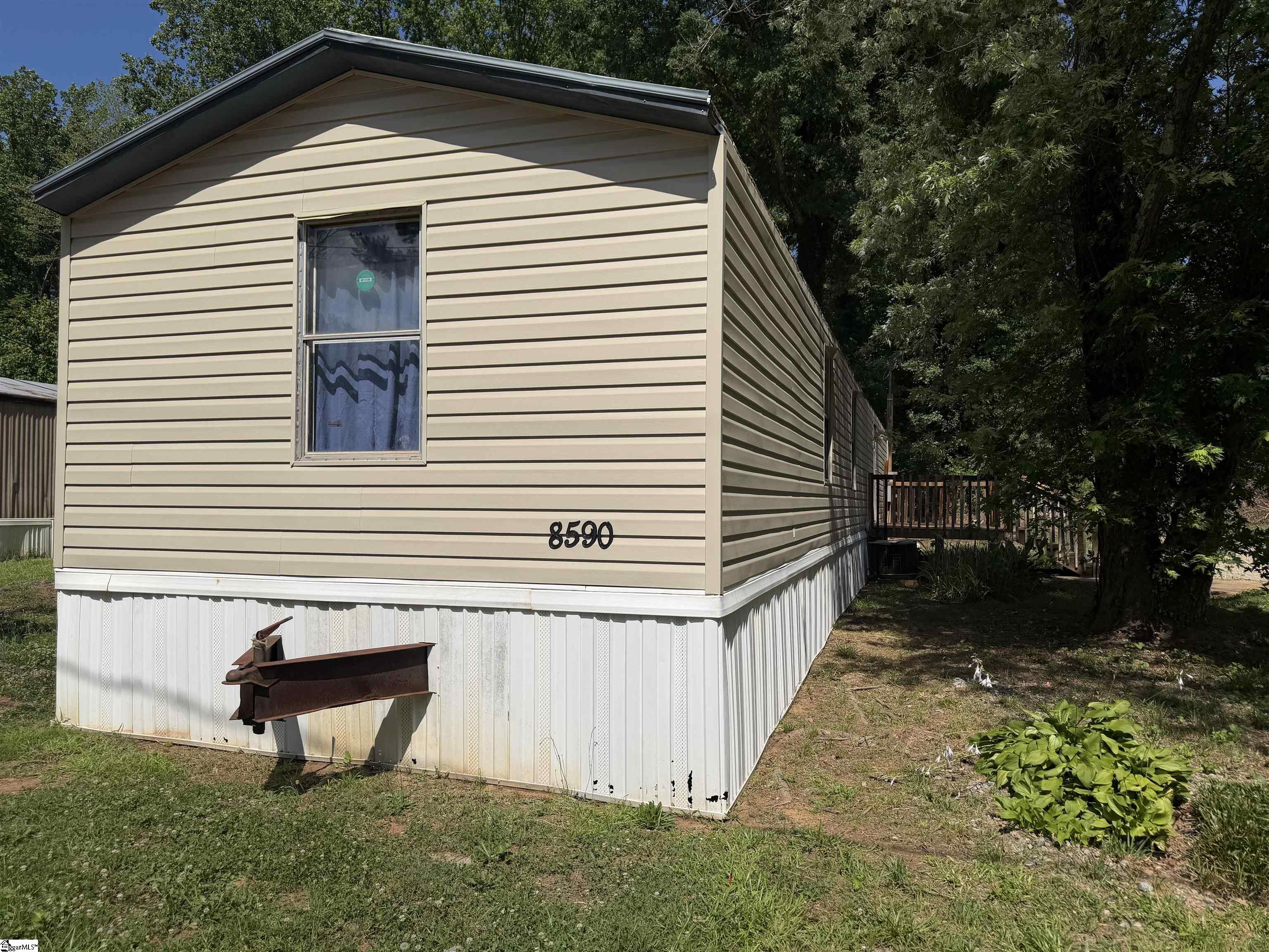 8590 Anchor Street Spartanburg, SC 29303