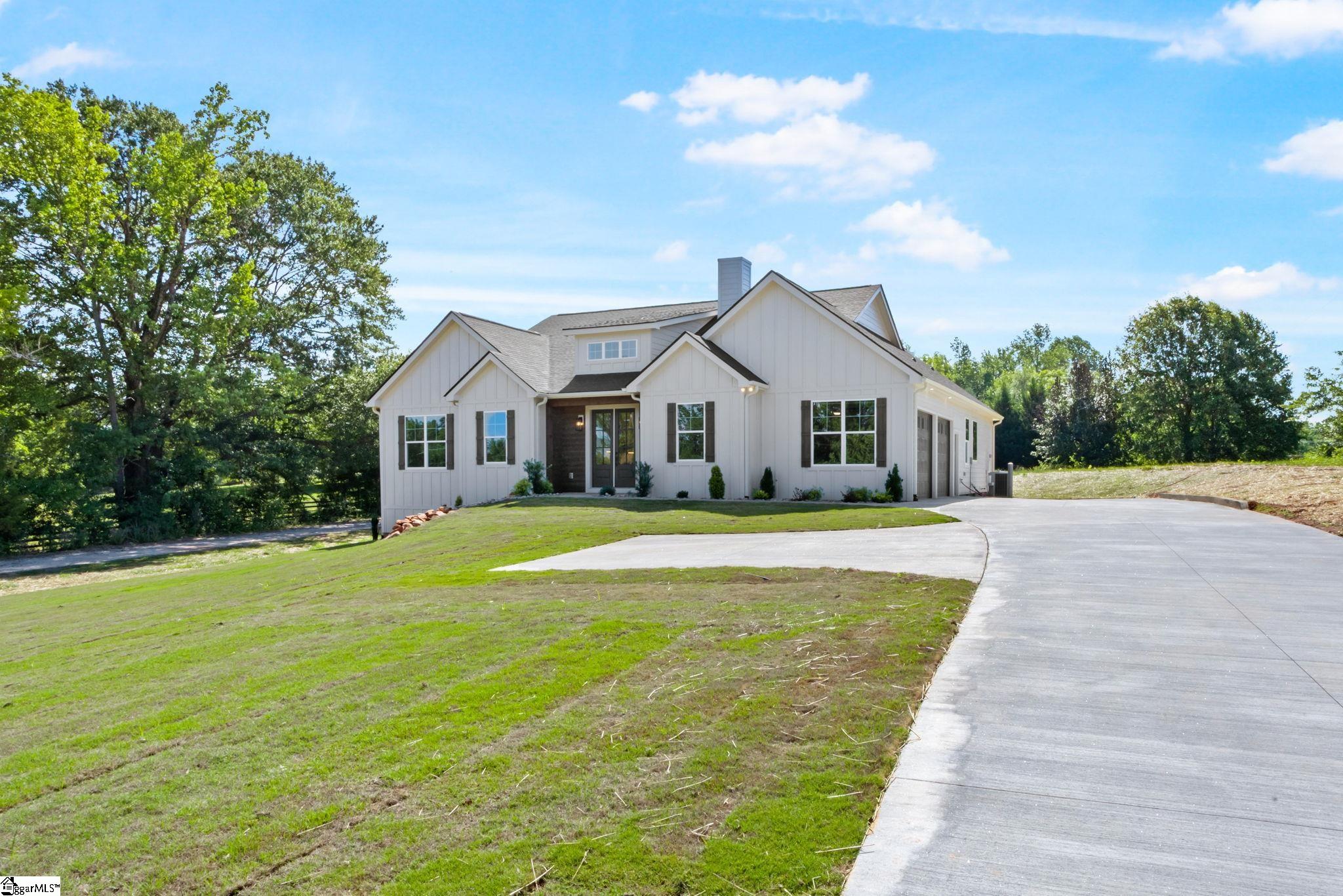 369 Pine Drive Greer, SC 29651