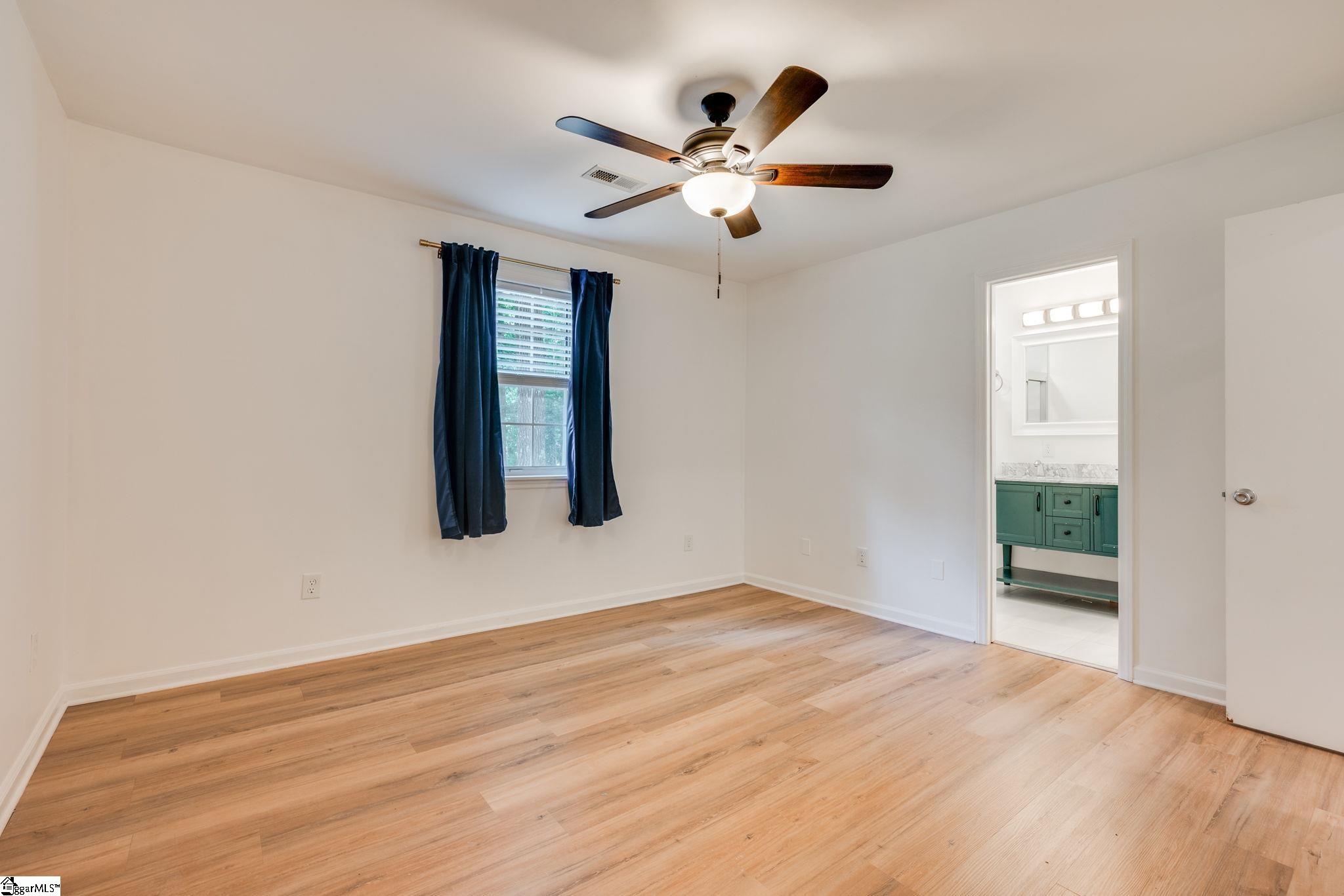 6 Woodharbor Drive Taylors, SC 29687