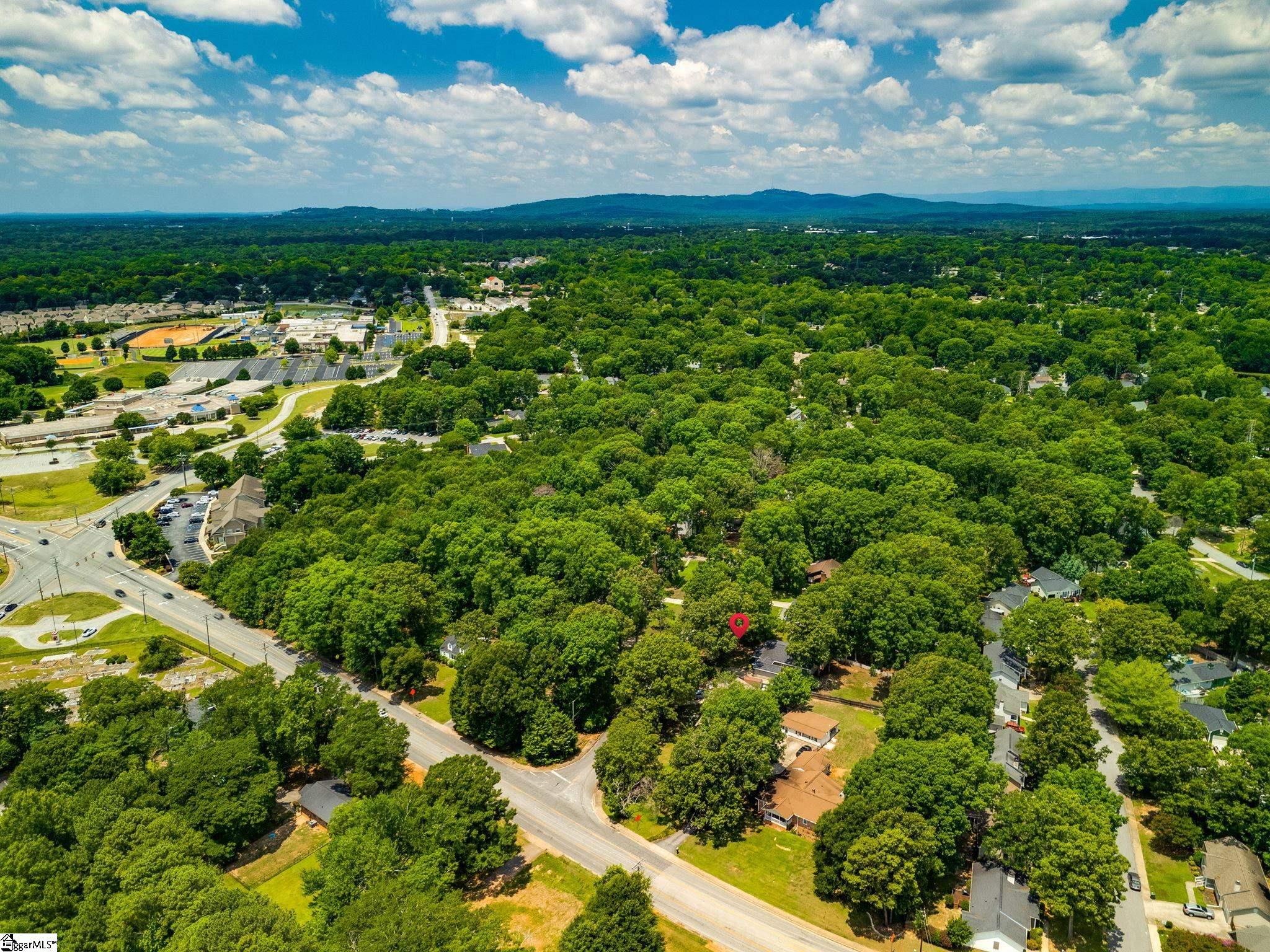 6 Woodharbor Drive Taylors, SC 29687
